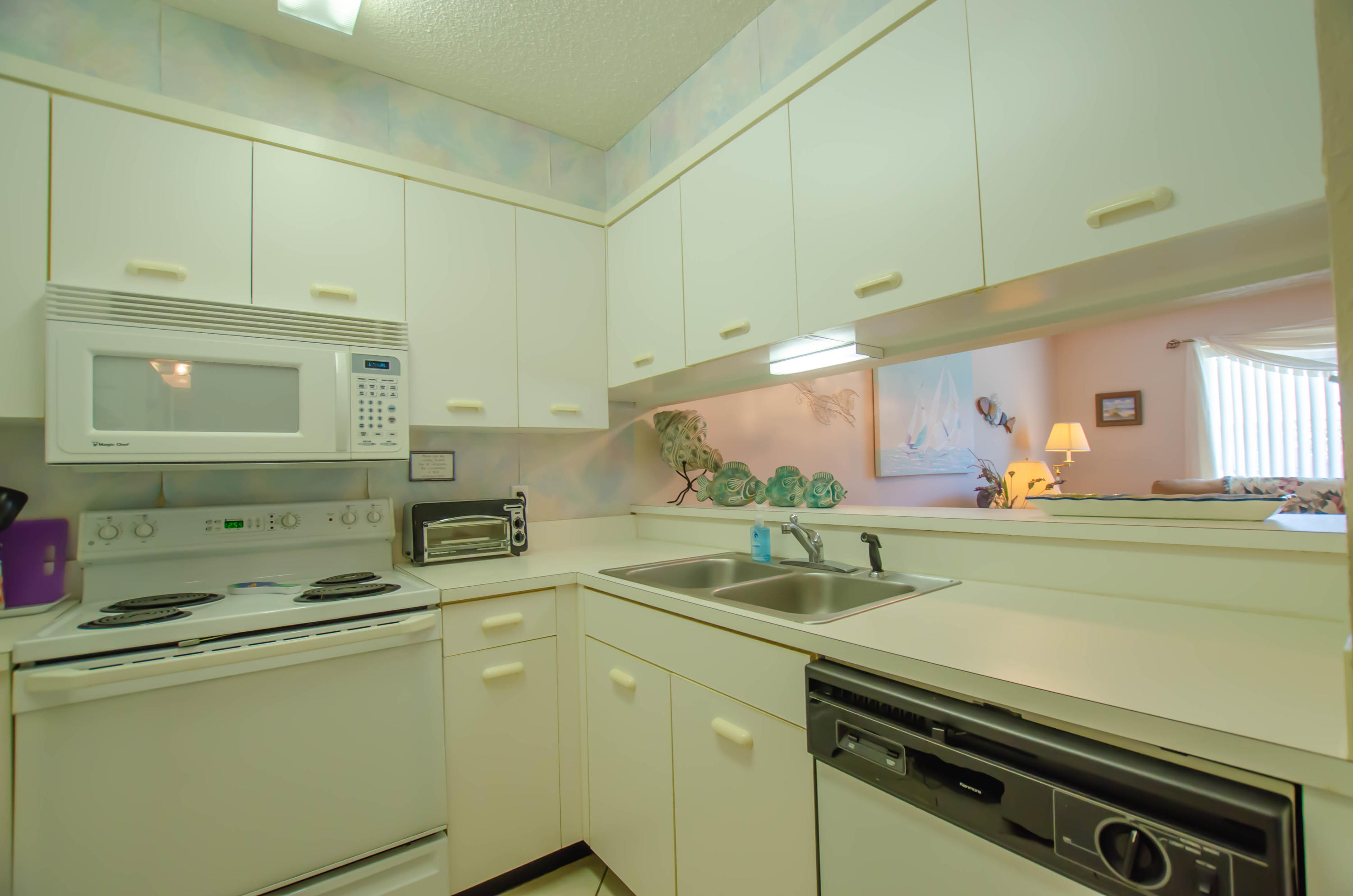 SANDPRINTS CONDO - Residential