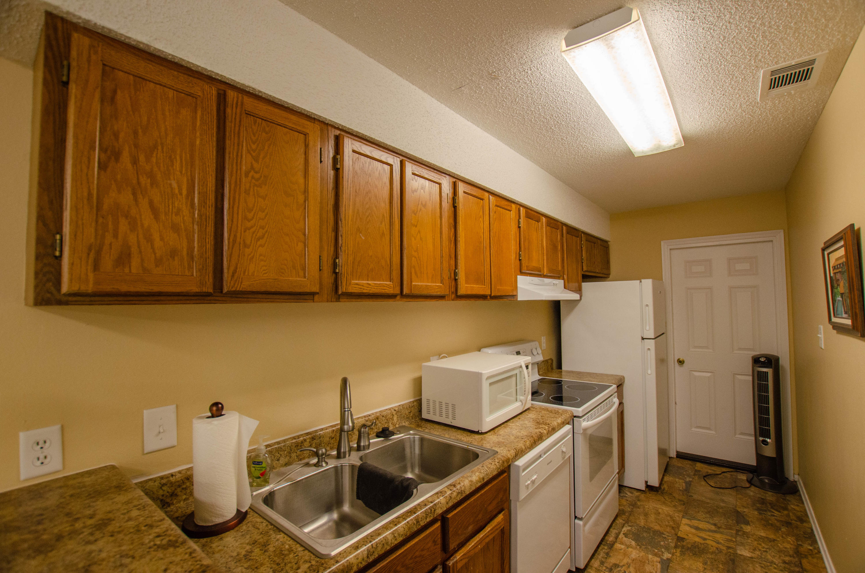 SANDPRINTS CONDO - Residential