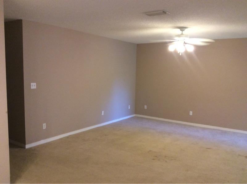 COTTON TREE - Residential Lease
