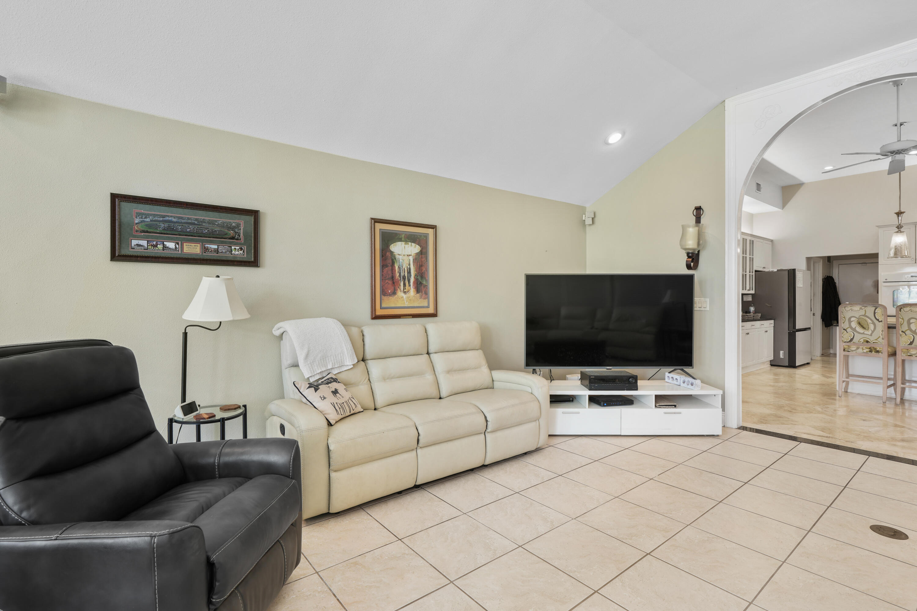 SHALIMAR PLANTATION LOT 2 BLK A - Residential
