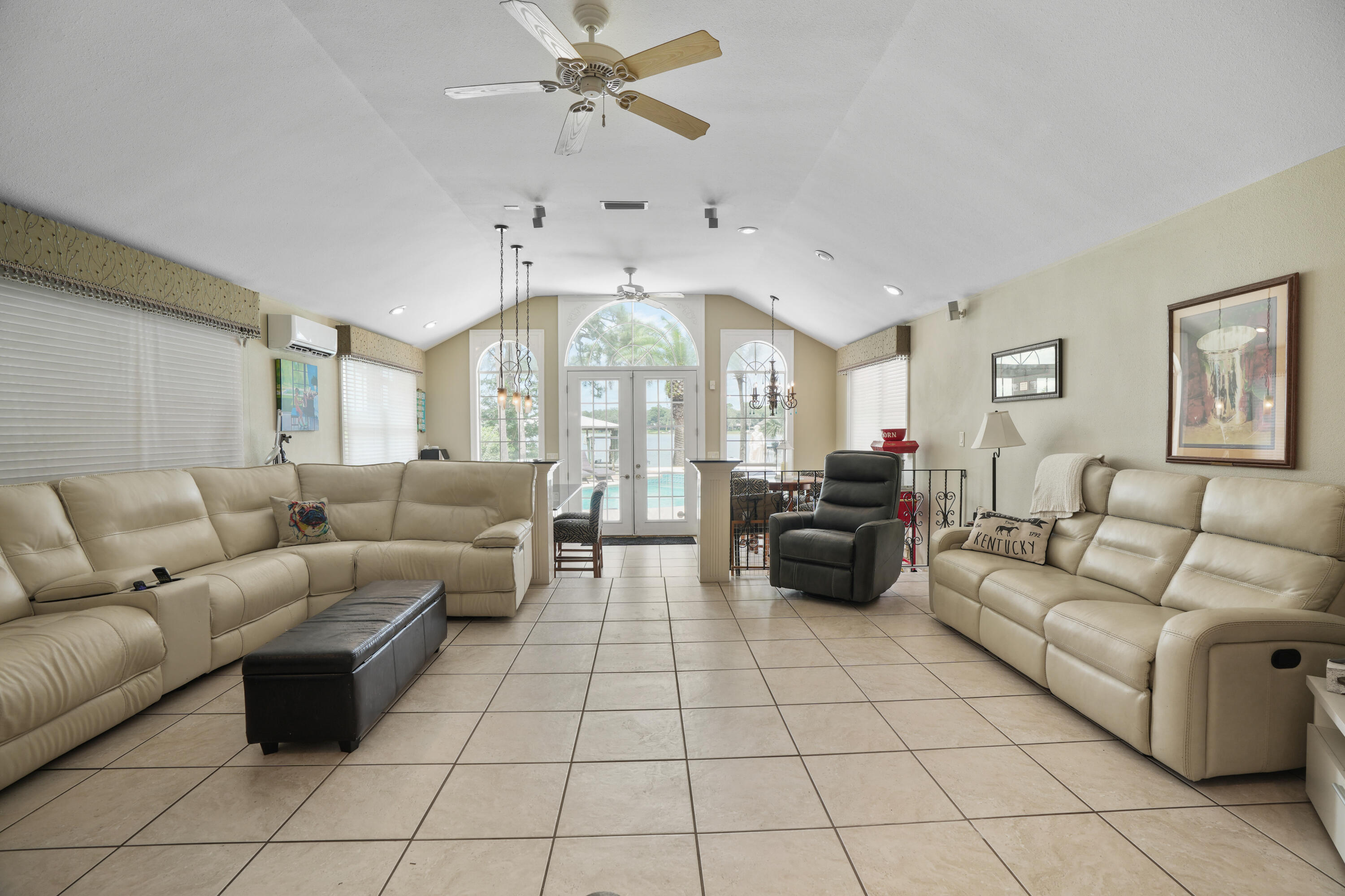 SHALIMAR PLANTATION LOT 2 BLK A - Residential