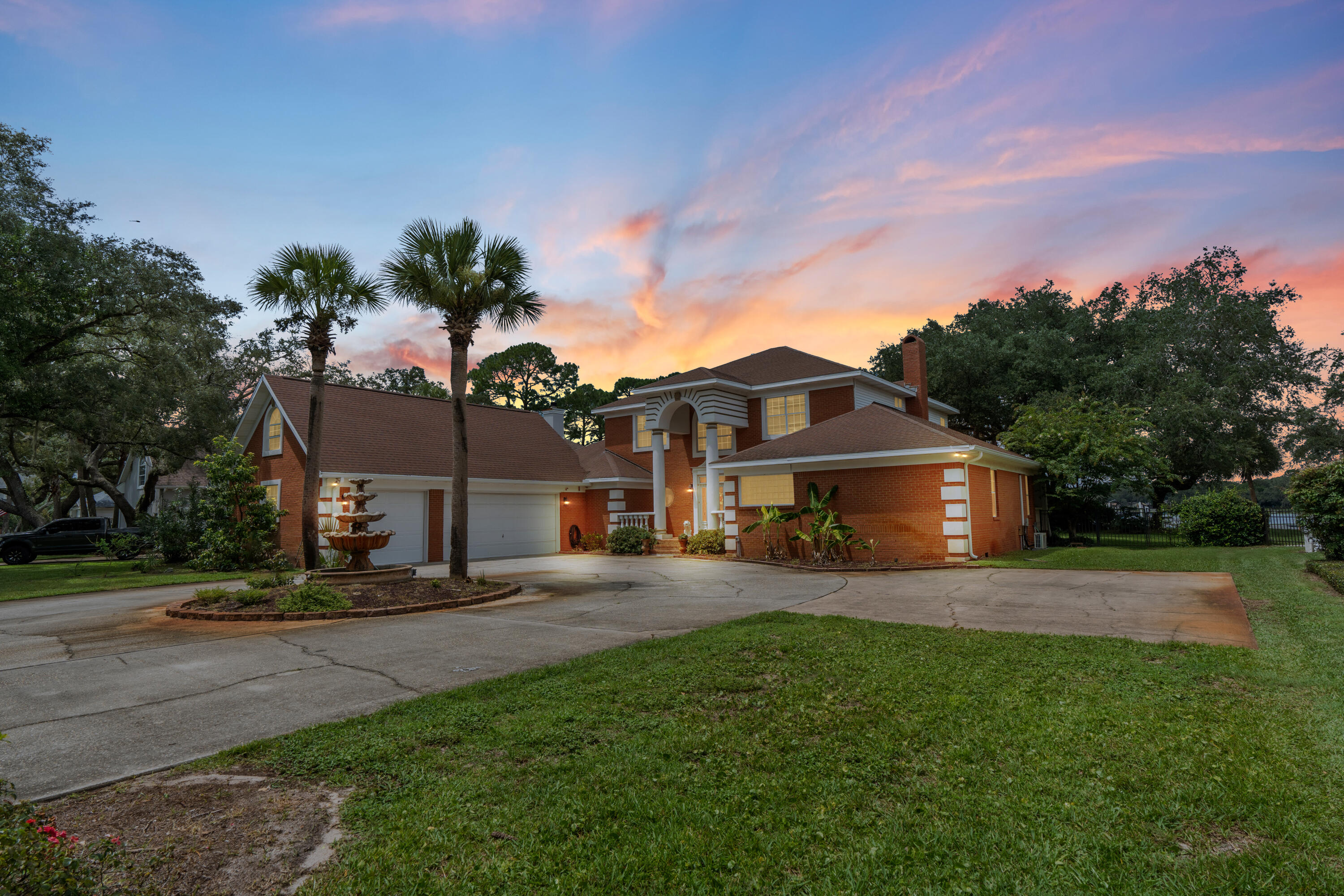 913 Sara Drive