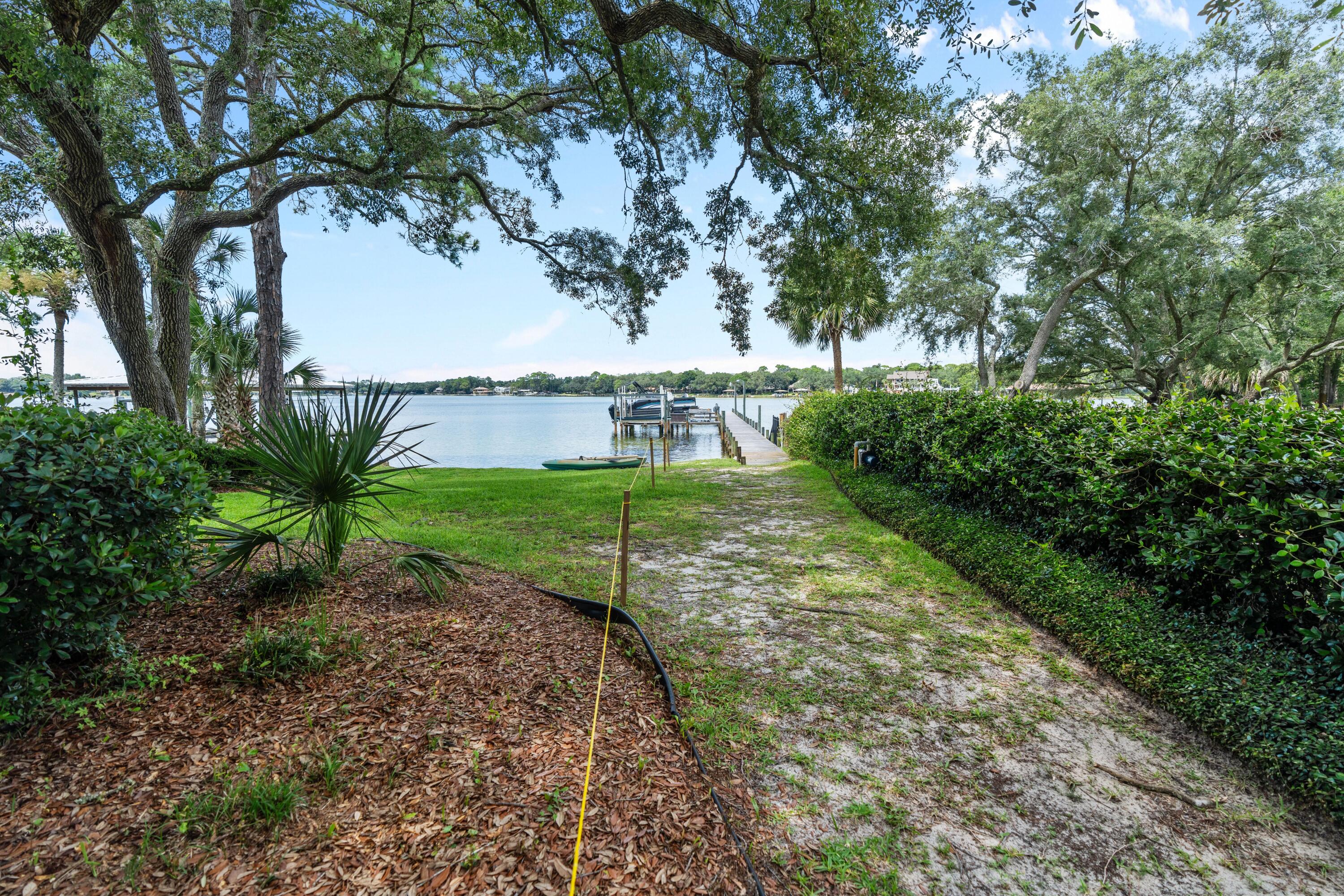 SHALIMAR PLANTATION LOT 2 BLK A - Residential