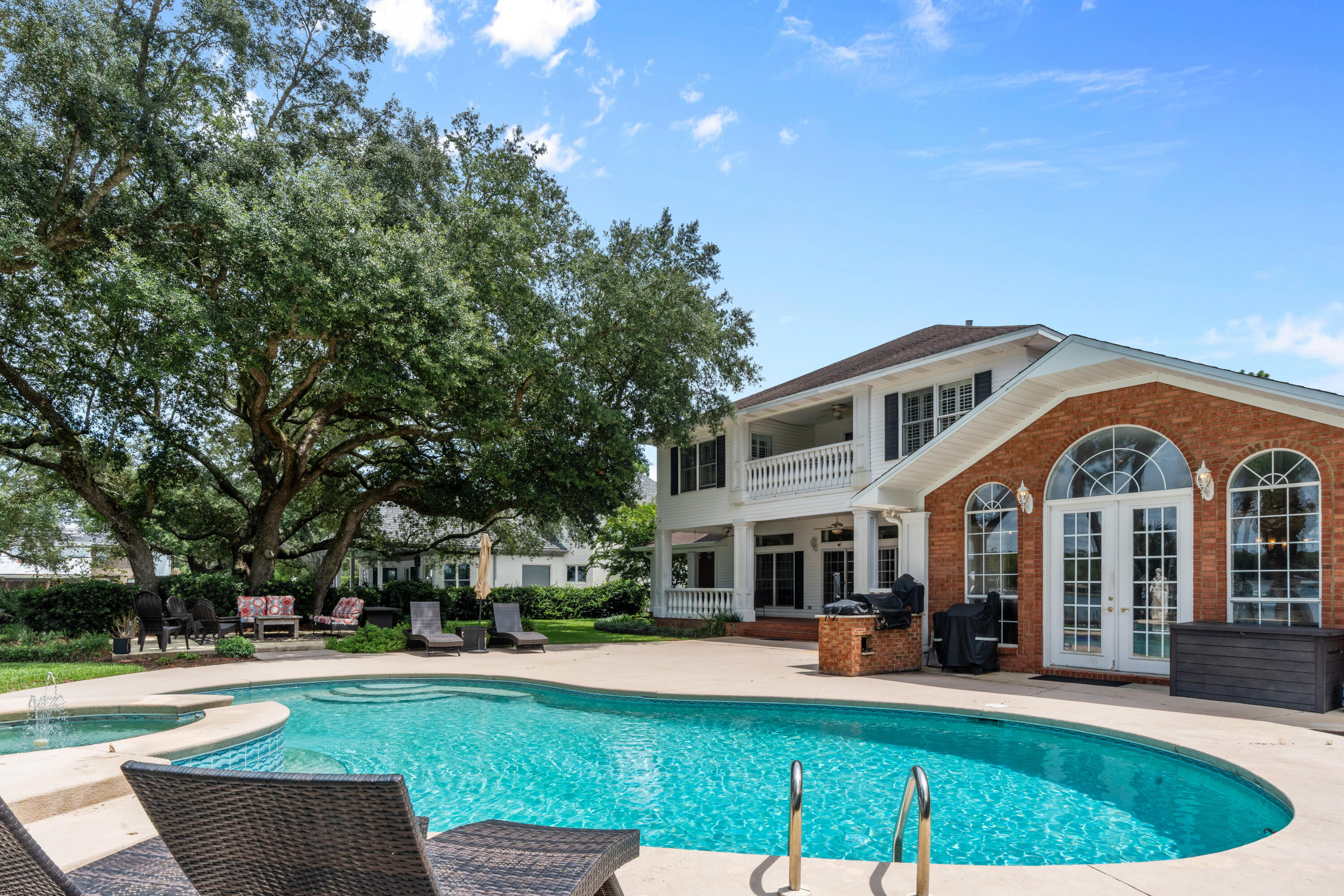 SHALIMAR PLANTATION LOT 2 BLK A - Residential