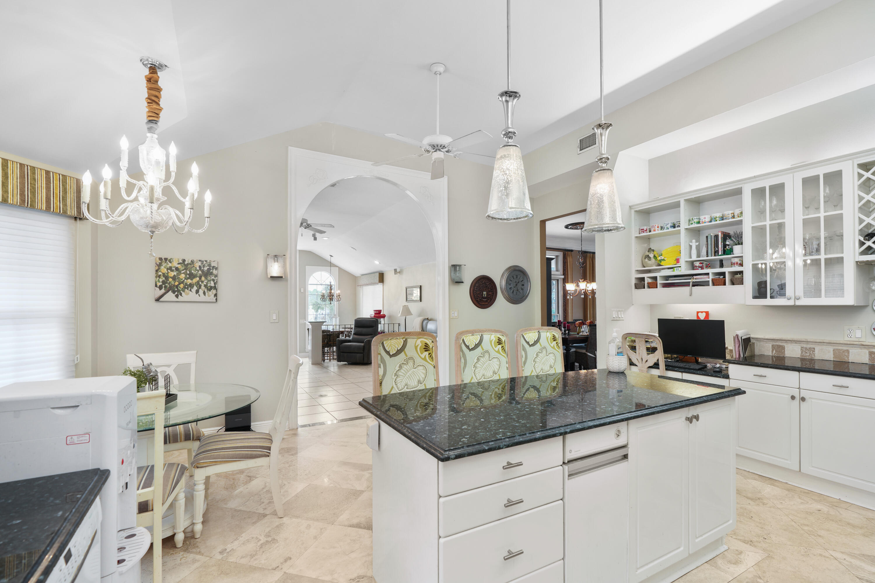 SHALIMAR PLANTATION LOT 2 BLK A - Residential