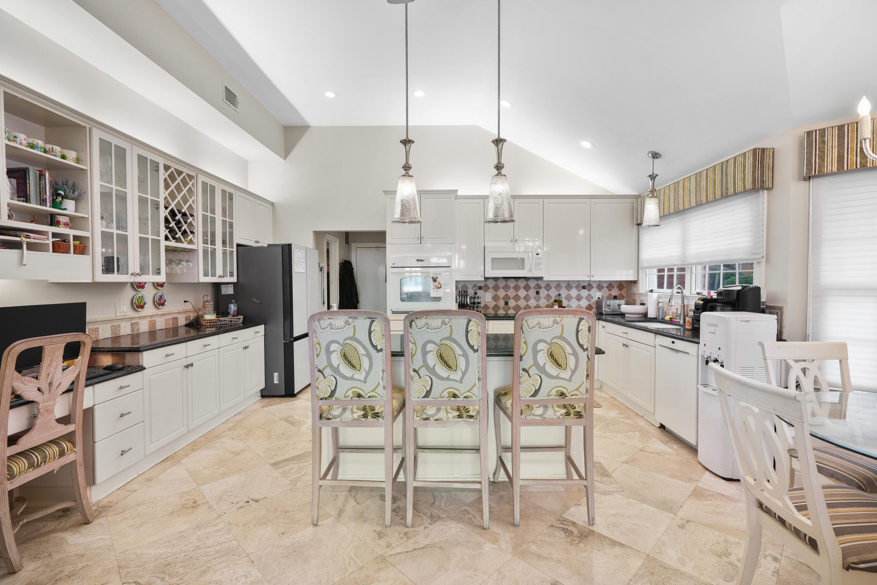 SHALIMAR PLANTATION LOT 2 BLK A - Residential