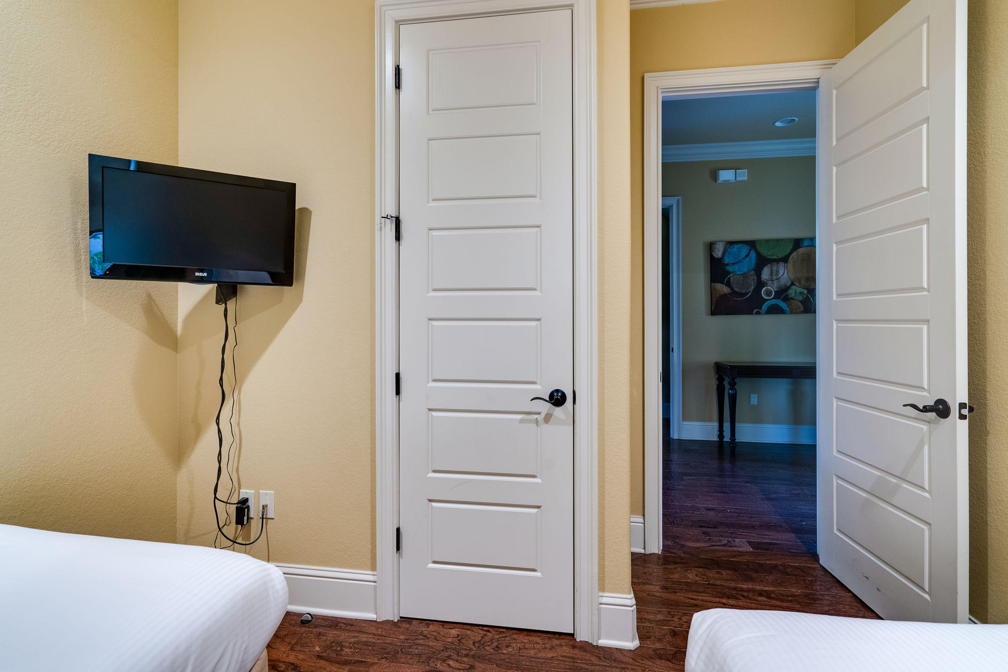 VILLA LAGO - Residential