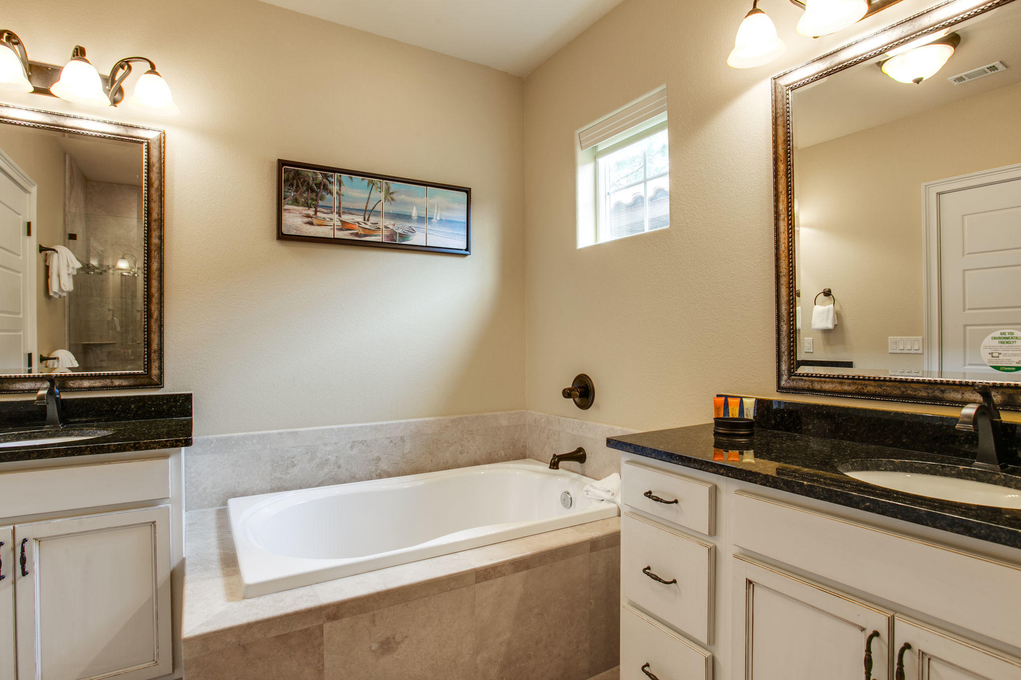 VILLA LAGO - Residential