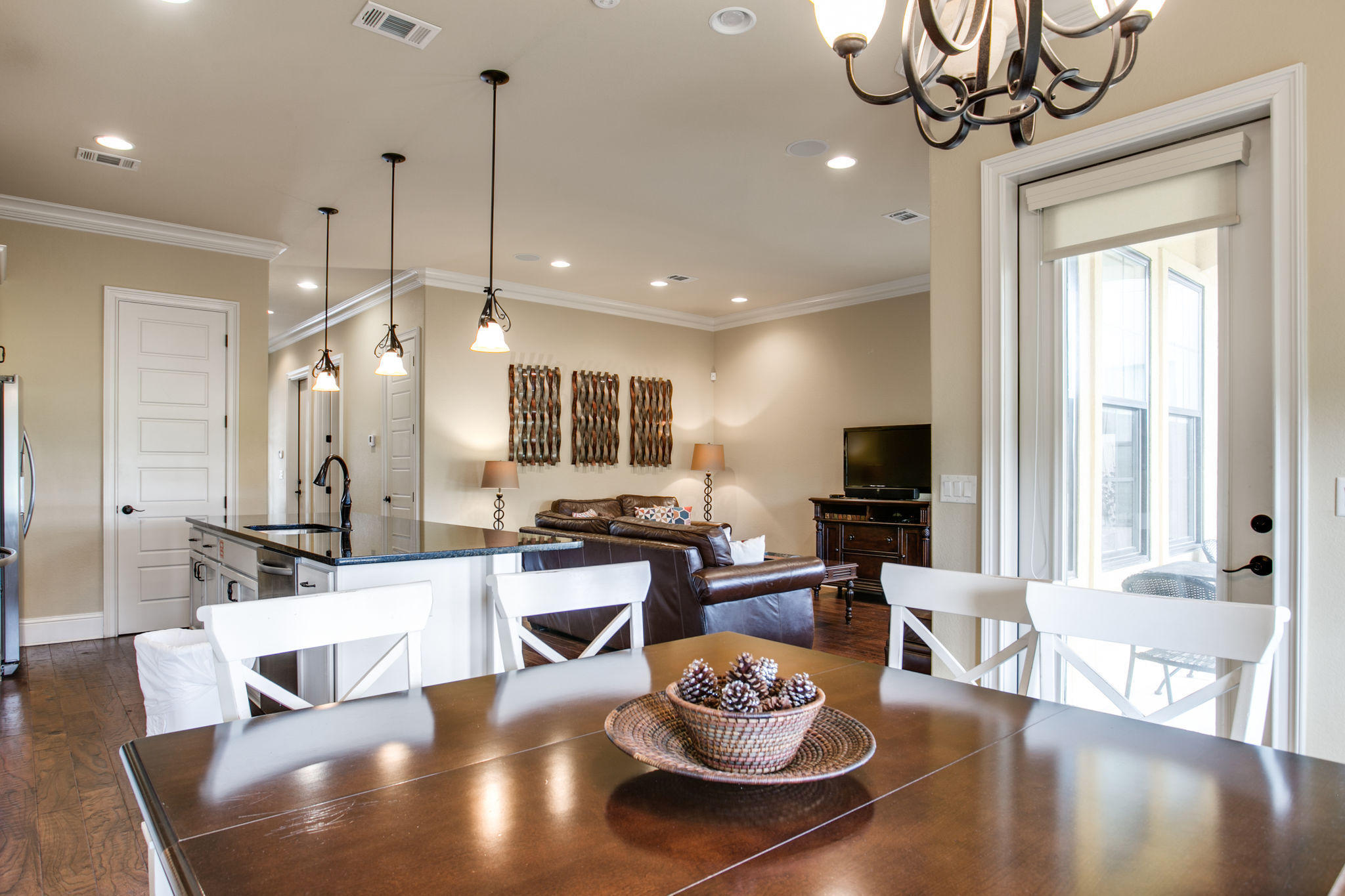 VILLA LAGO - Residential