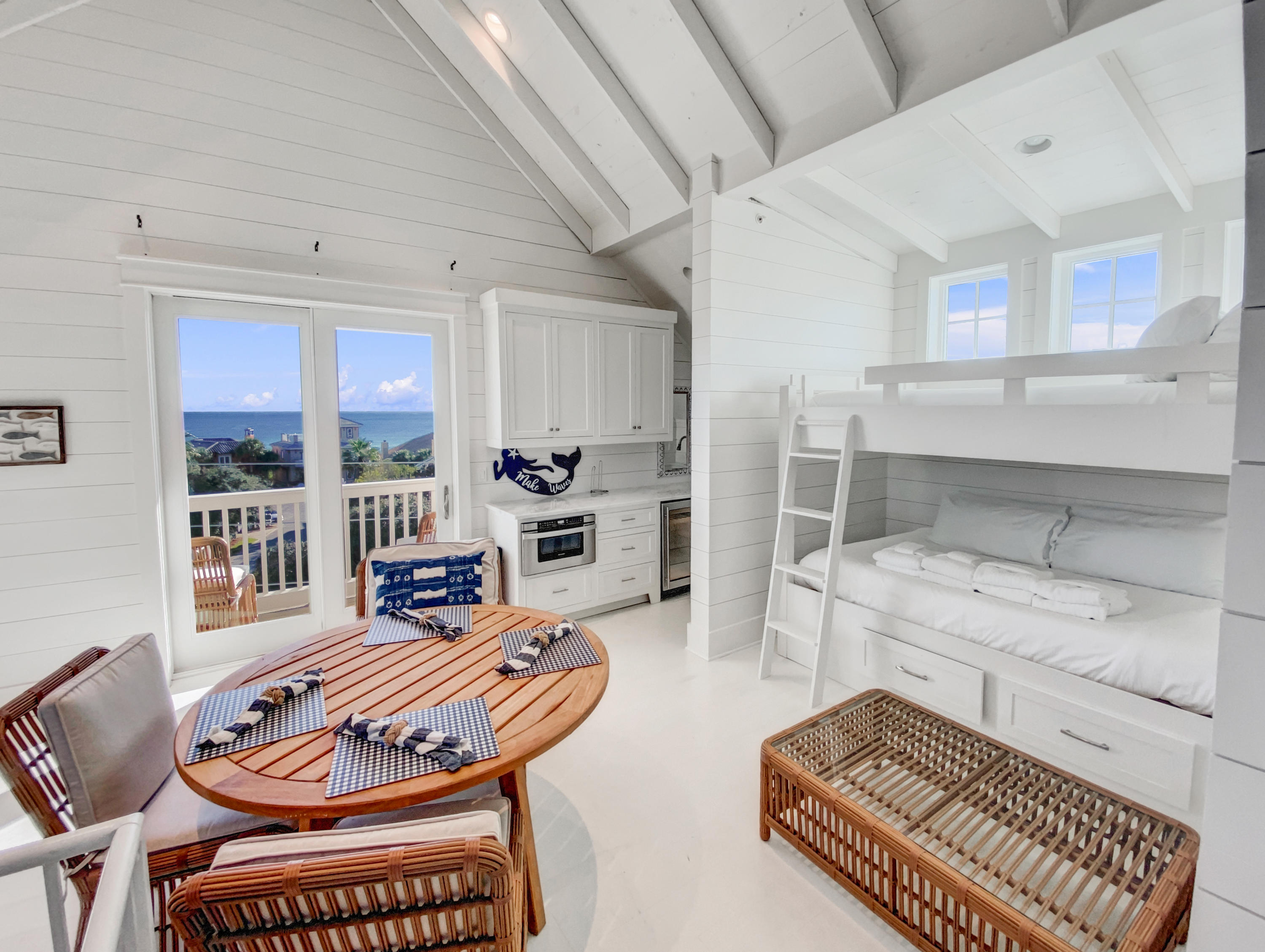 GULF SHORE MANOR - Residential