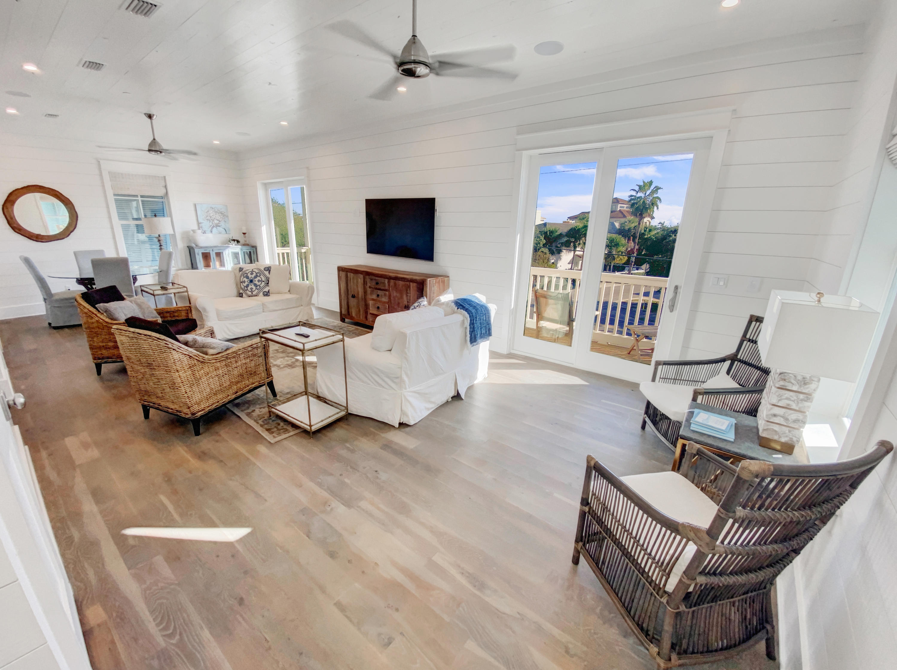 GULF SHORE MANOR - Residential