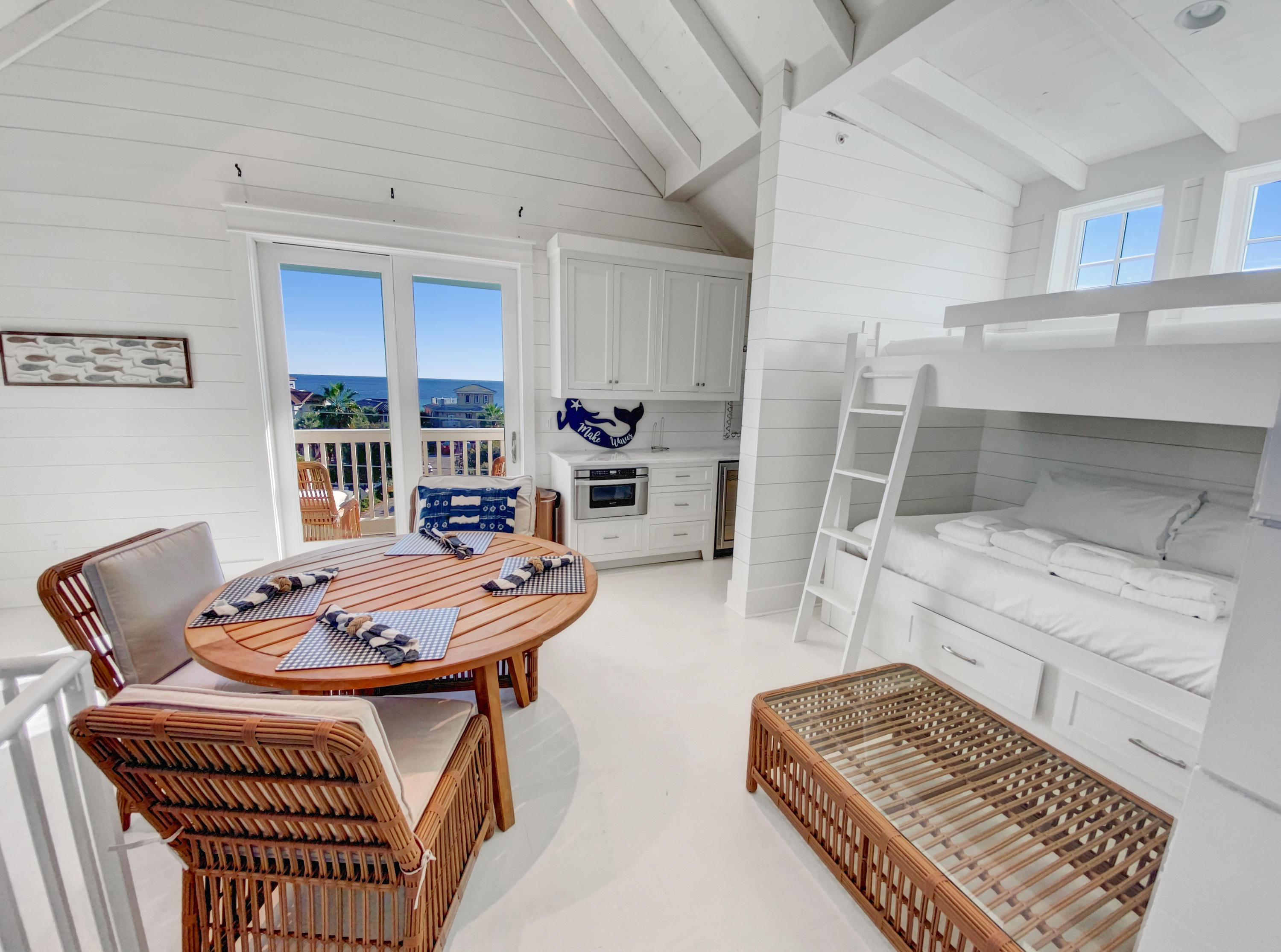 GULF SHORE MANOR - Residential
