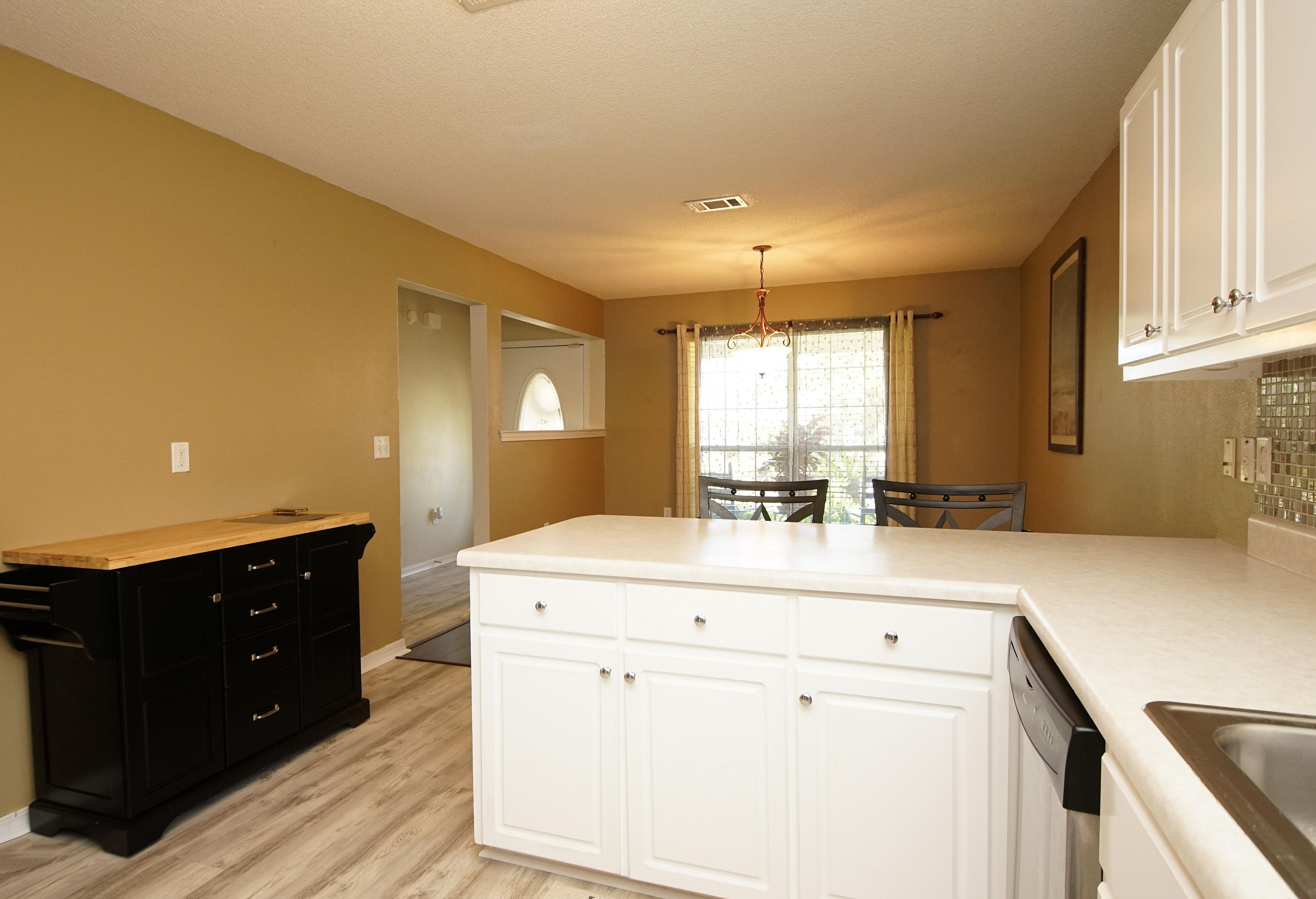 MARSH HARBOR - Residential