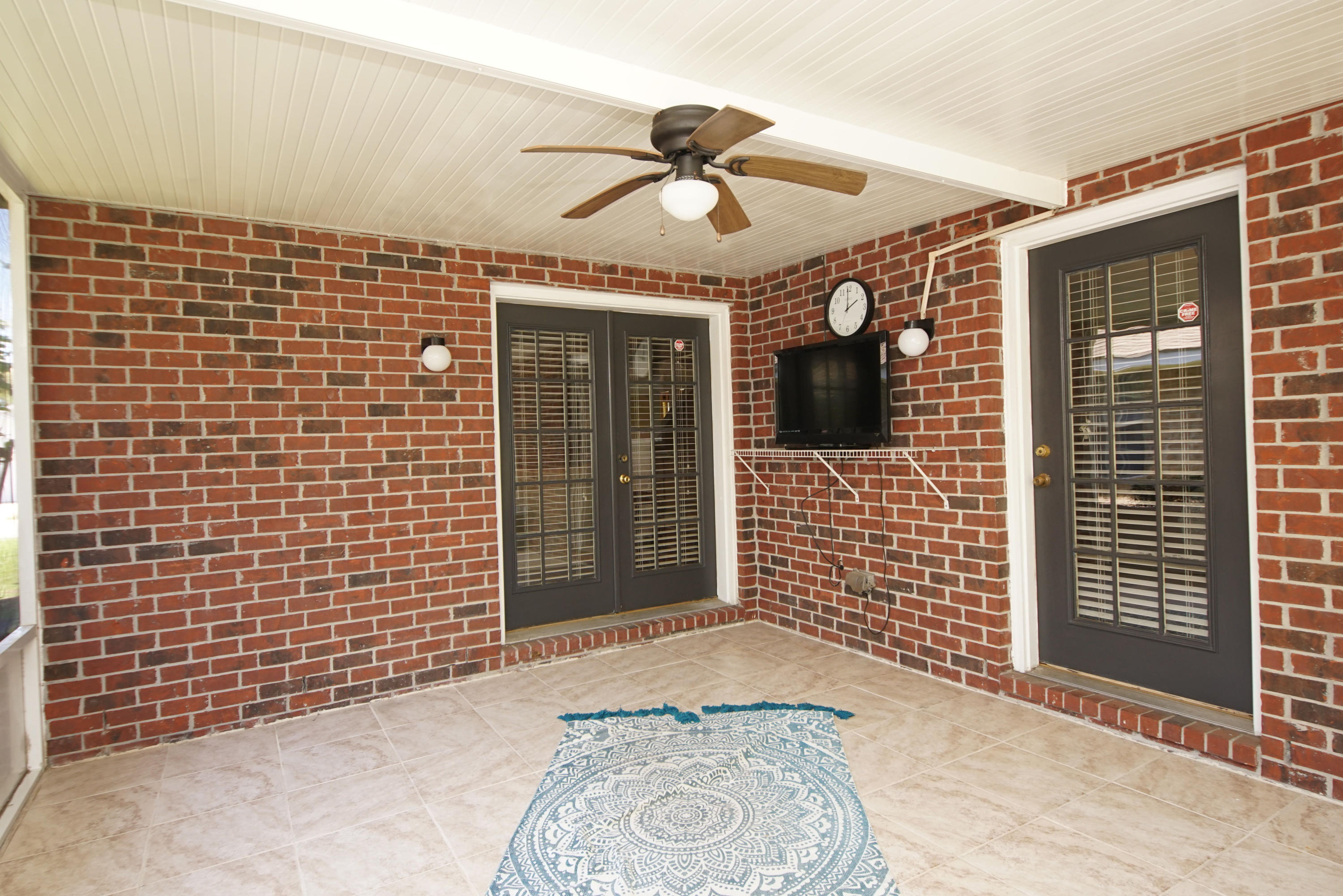 MARSH HARBOR - Residential