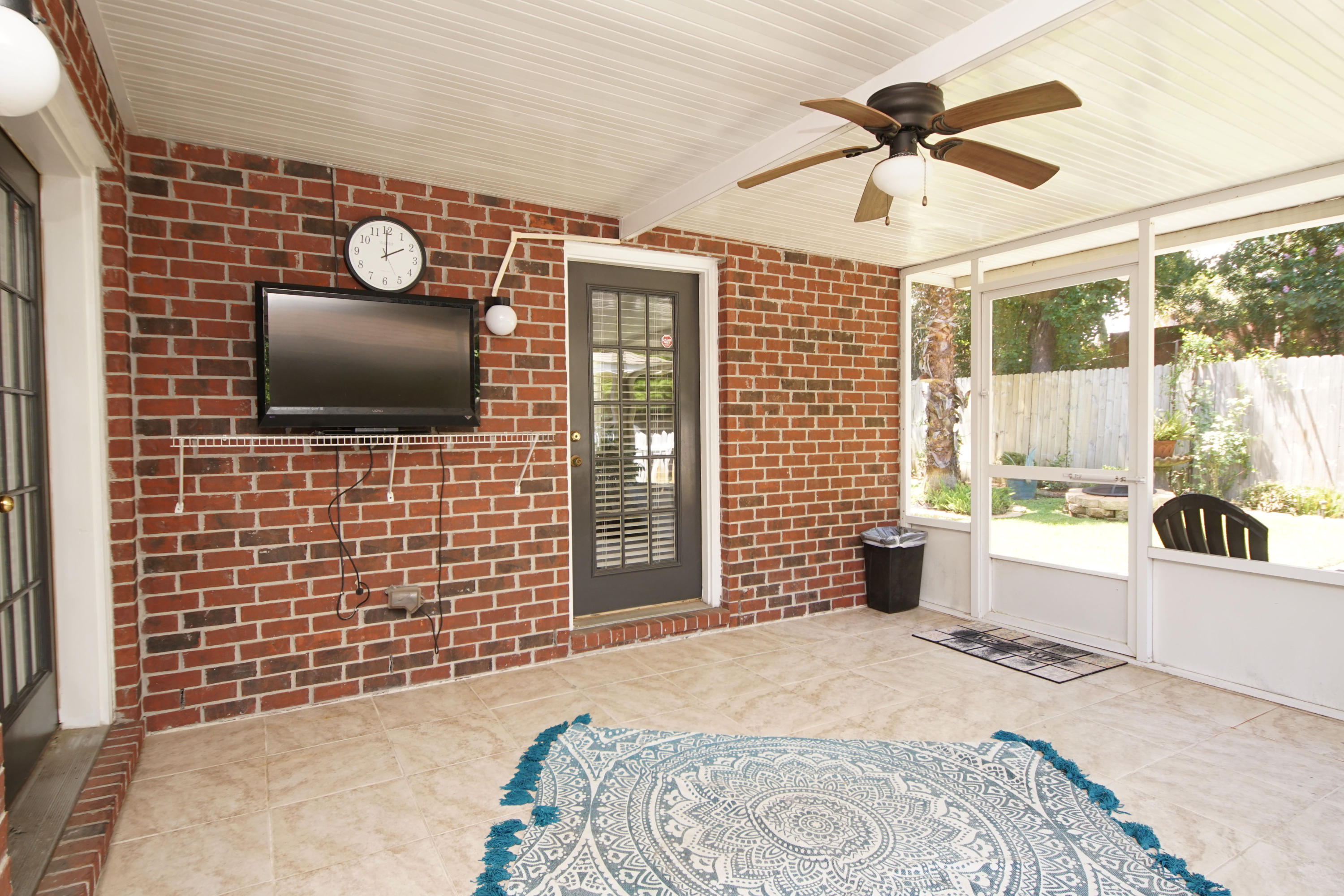 MARSH HARBOR - Residential