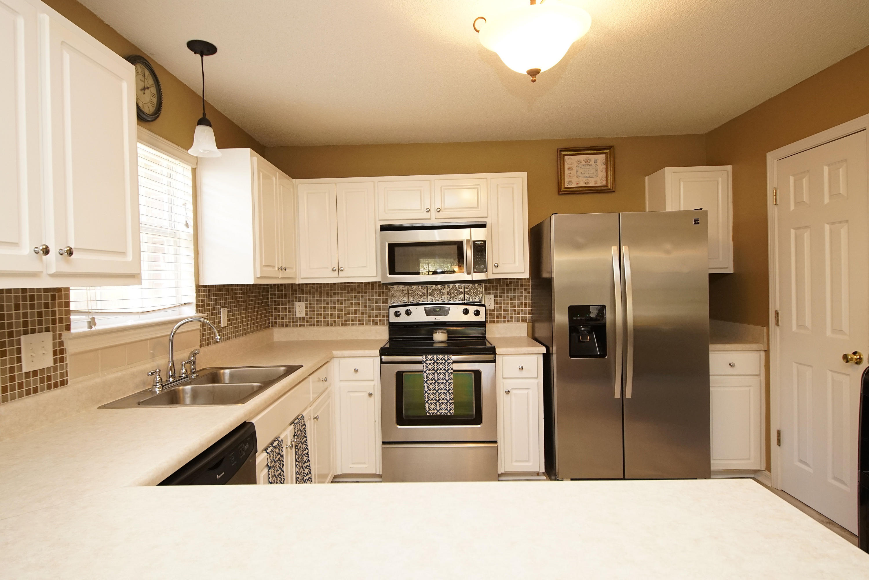 MARSH HARBOR - Residential