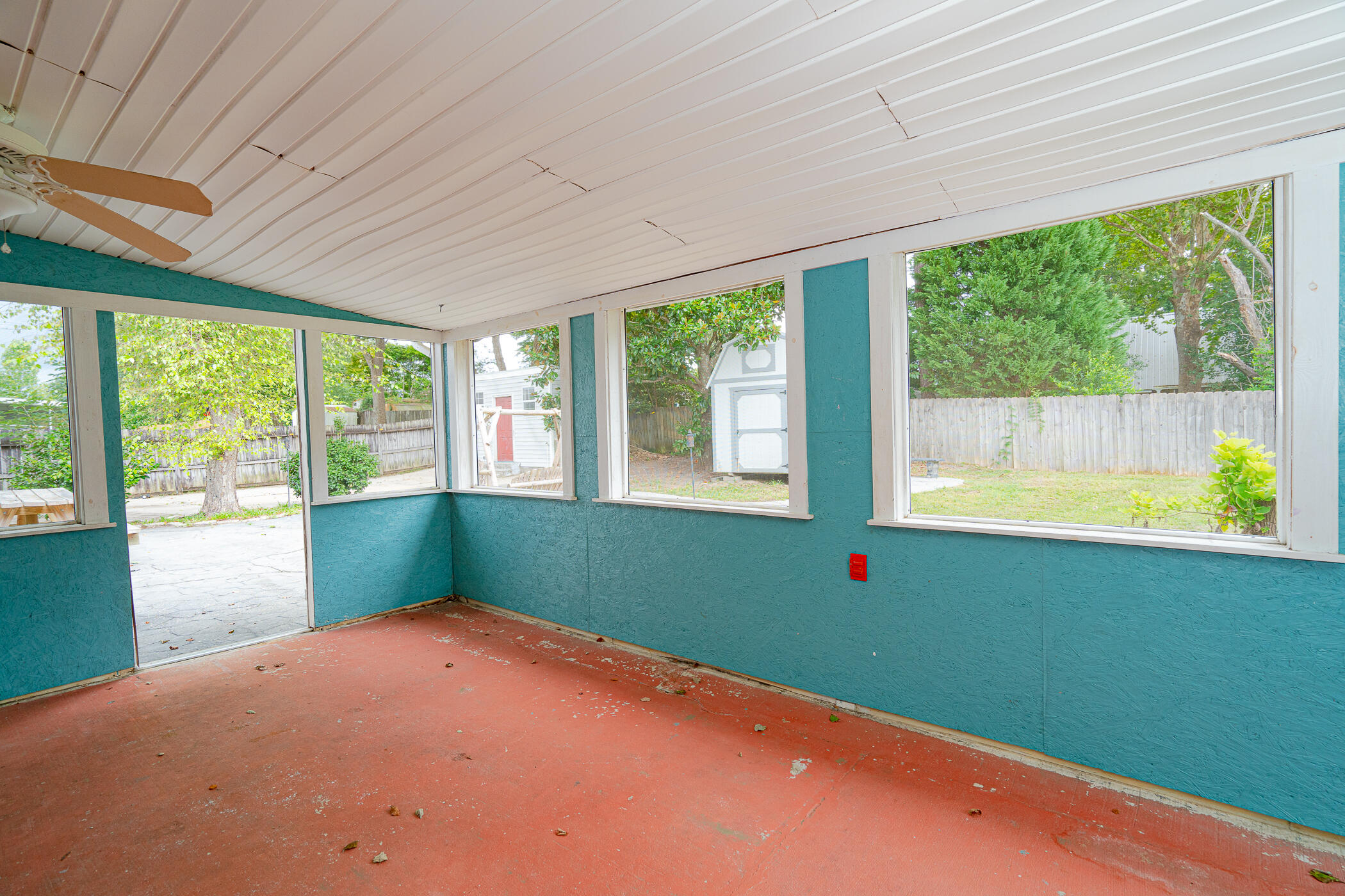 COUNTRYVIEW ESTATES 7TH ADDN - Residential