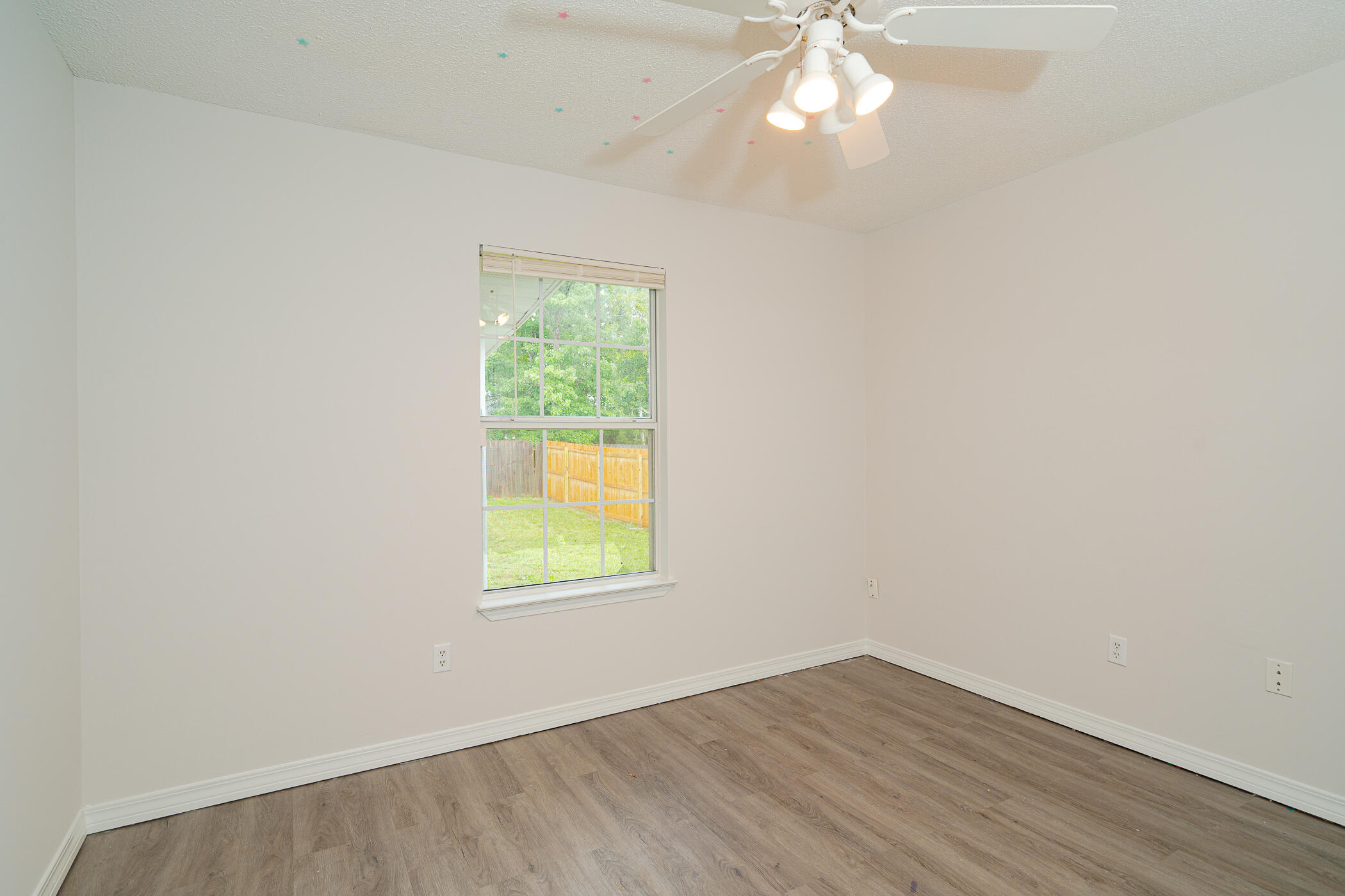 COUNTRYVIEW ESTATES 7TH ADDN - Residential