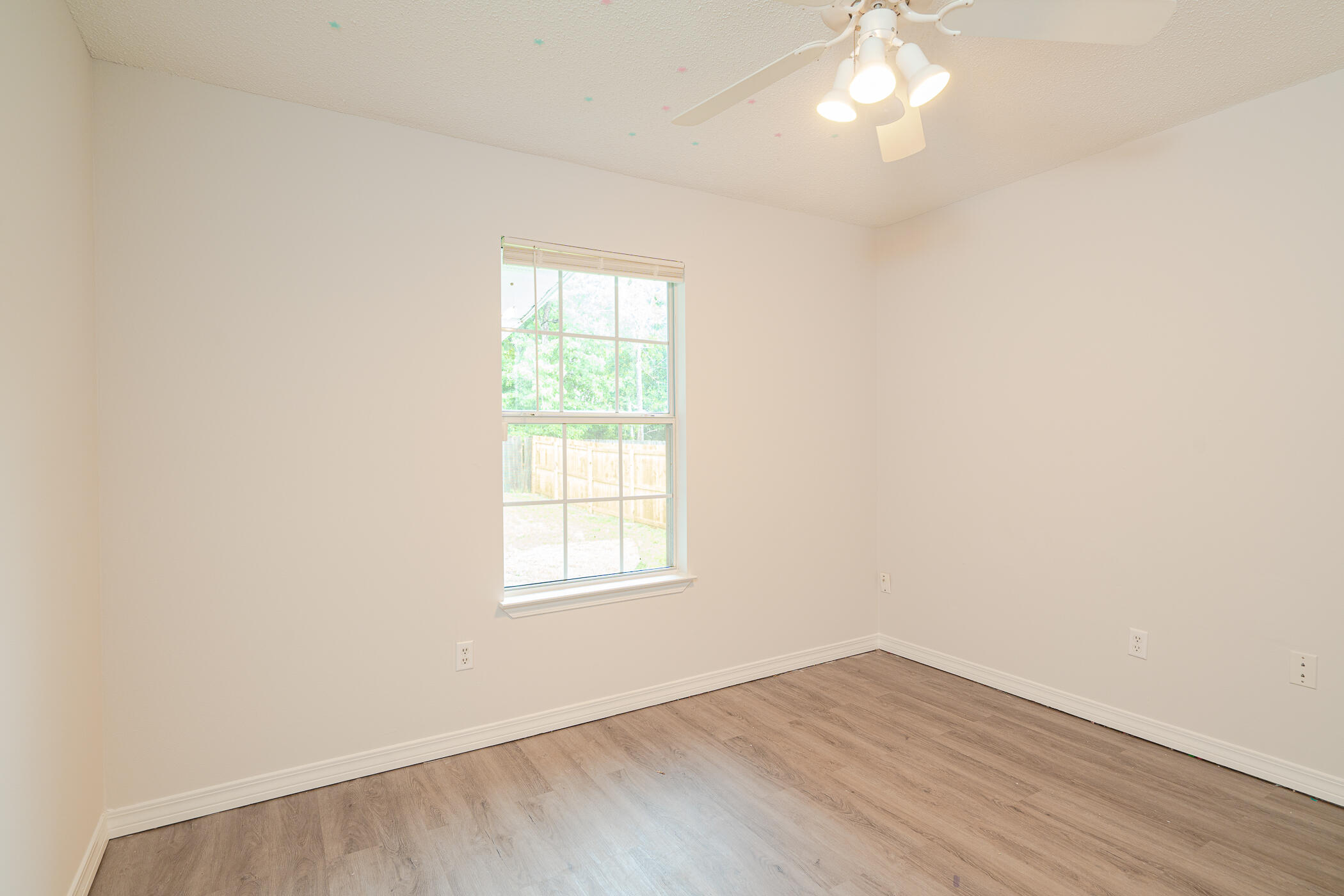 COUNTRYVIEW ESTATES 7TH ADDN - Residential