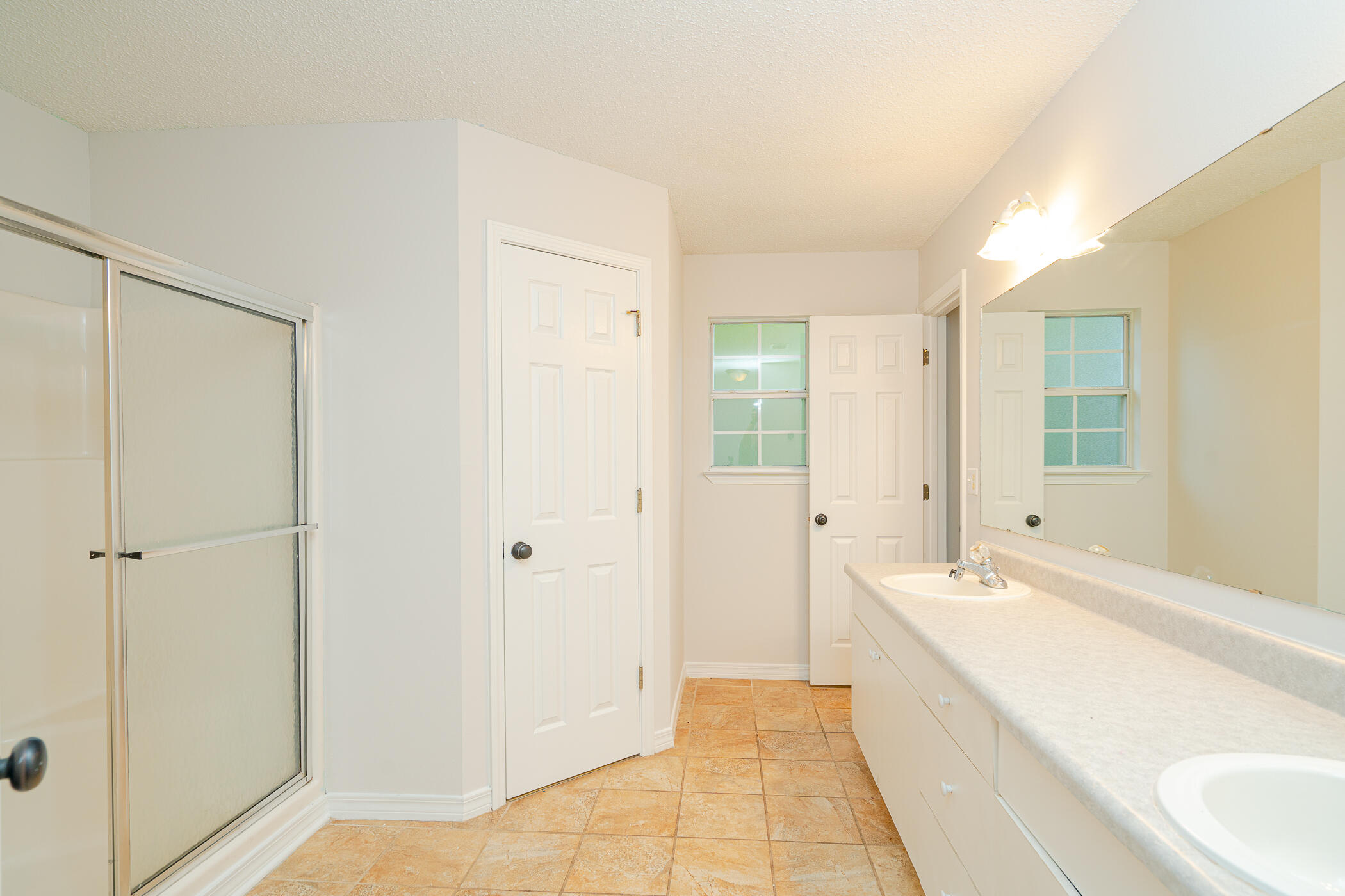 COUNTRYVIEW ESTATES 7TH ADDN - Residential