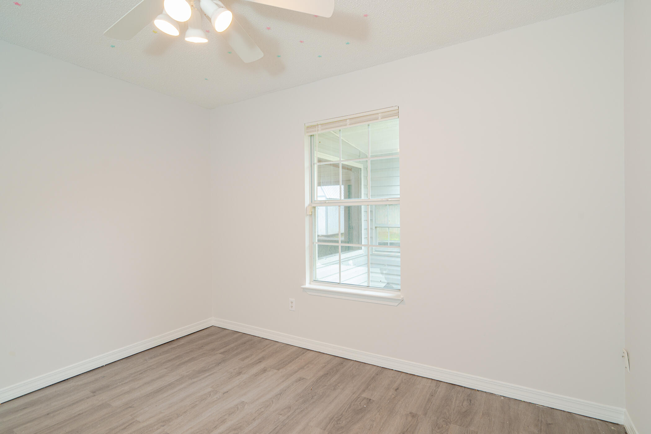 COUNTRYVIEW ESTATES 7TH ADDN - Residential