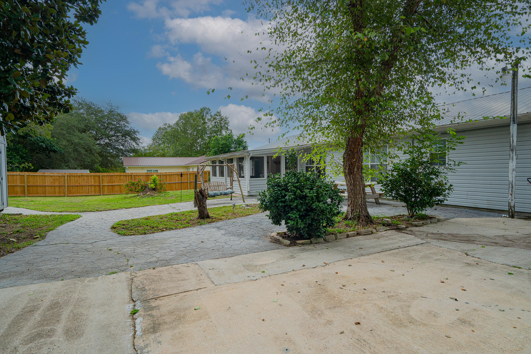 COUNTRYVIEW ESTATES 7TH ADDN - Residential