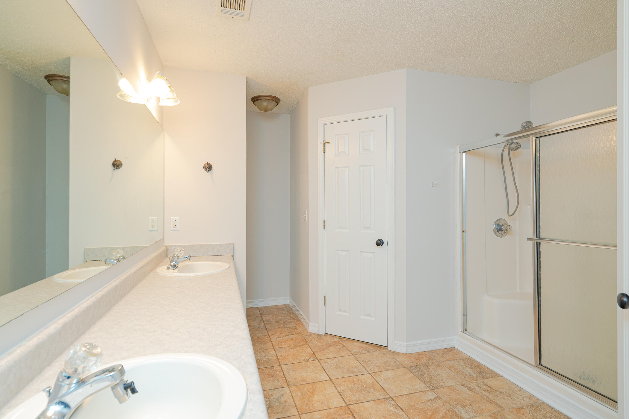 COUNTRYVIEW ESTATES 7TH ADDN - Residential