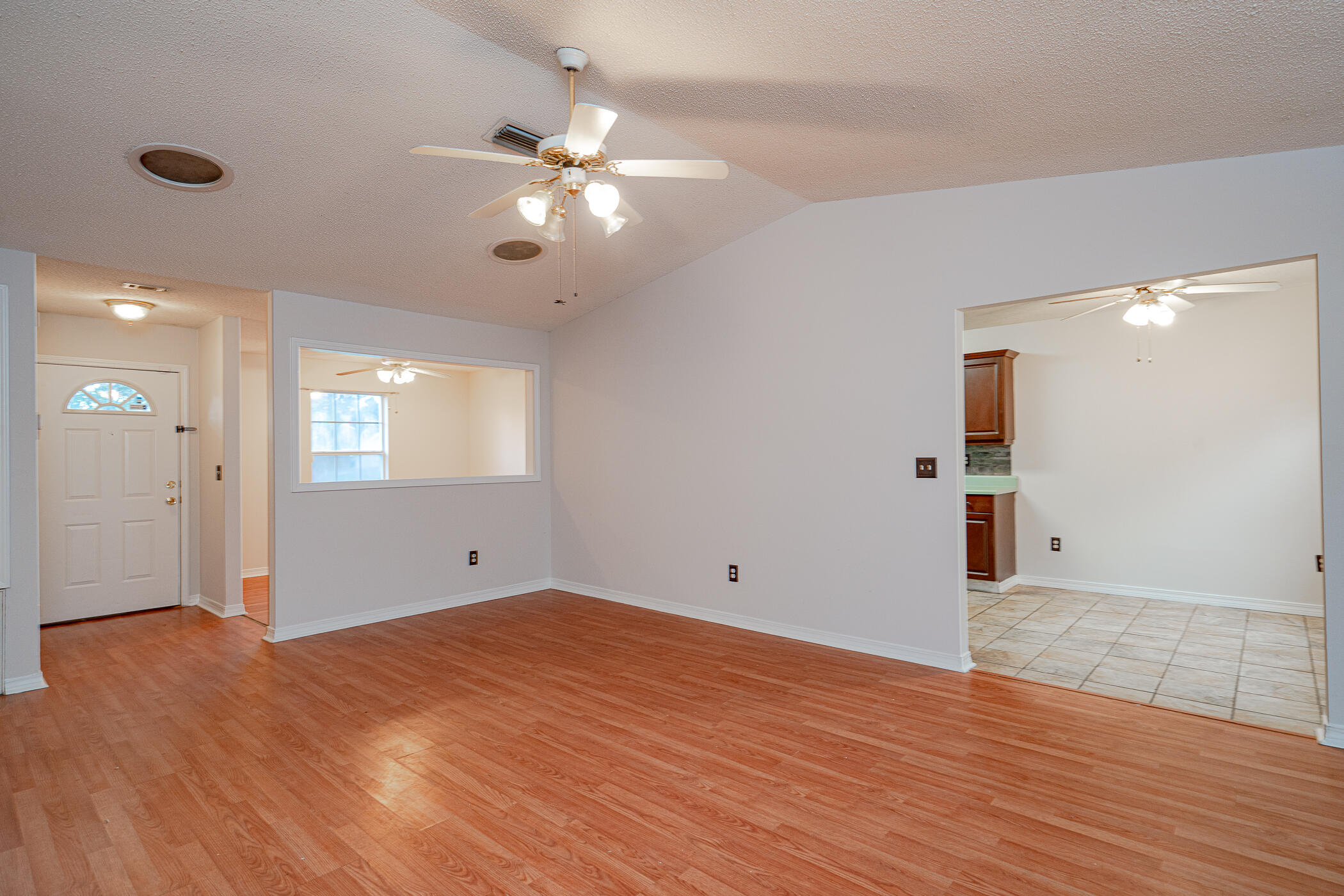 COUNTRYVIEW ESTATES 7TH ADDN - Residential