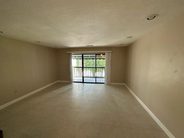 LAKESIDE CONDO AT BLUEWATER BAY - Residential Lease