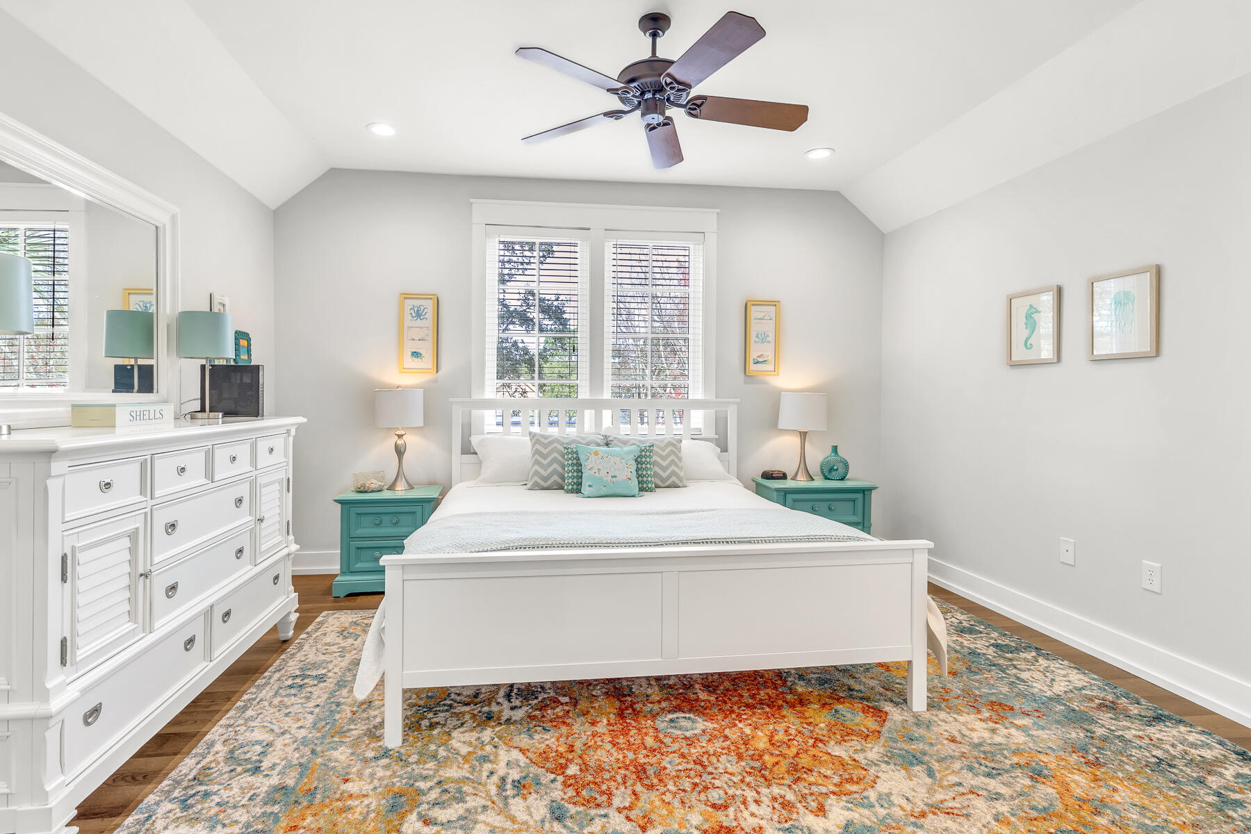 BUNGALOS AT SANDESTIN - Residential