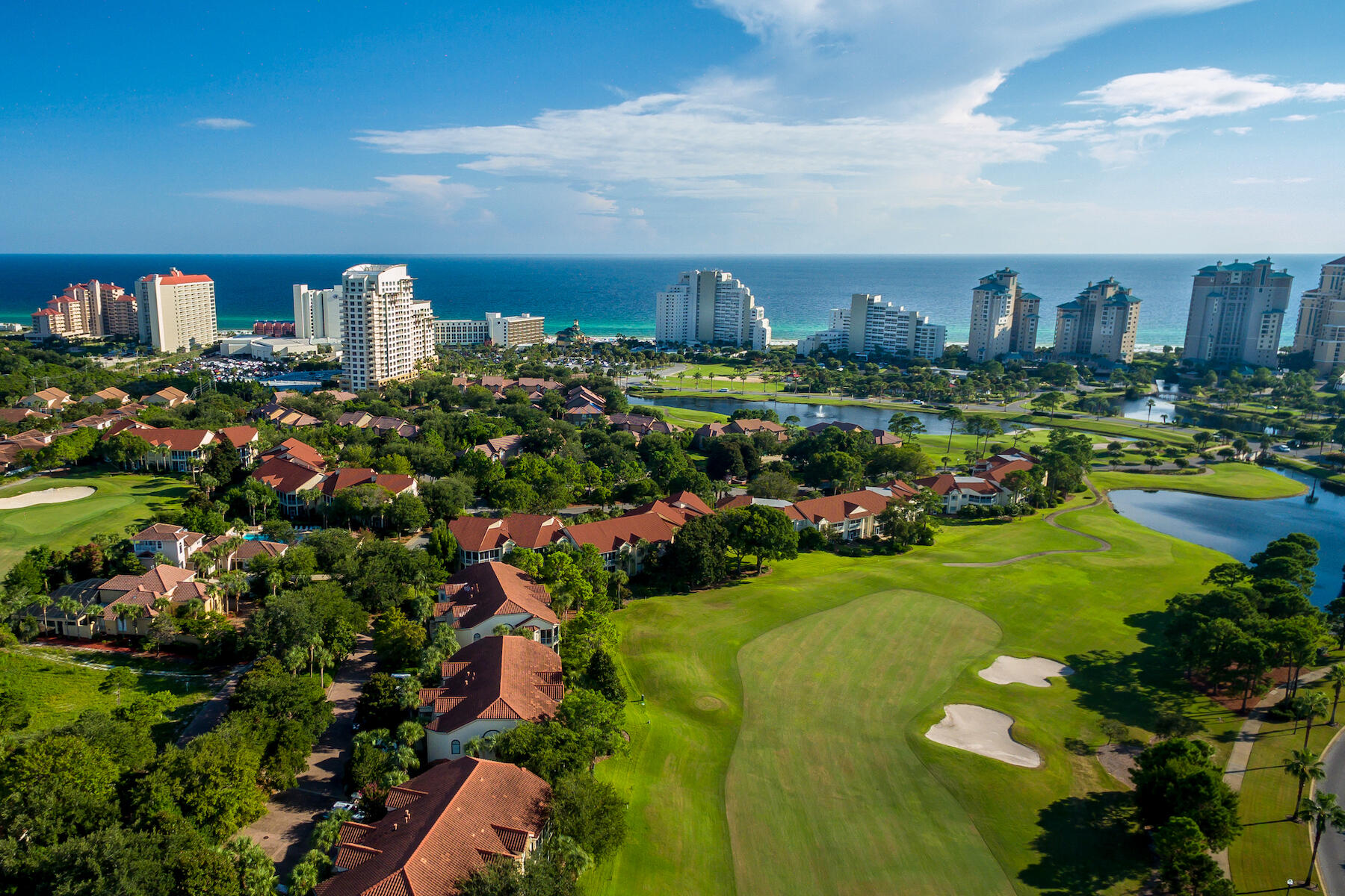 BUNGALOS AT SANDESTIN - Residential