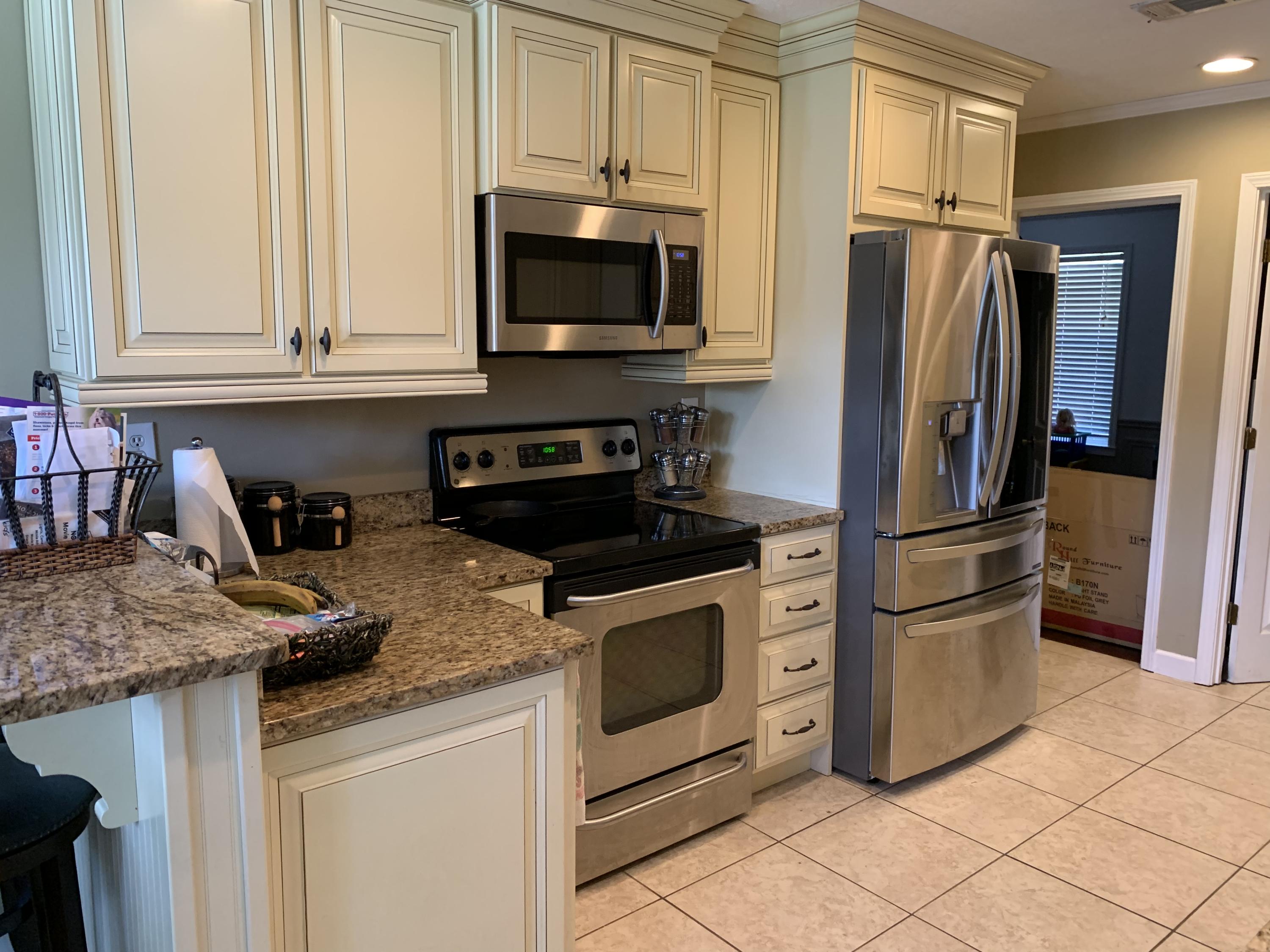 PARKWOOD PLACE AT BLUEWATER BAY - Residential Lease