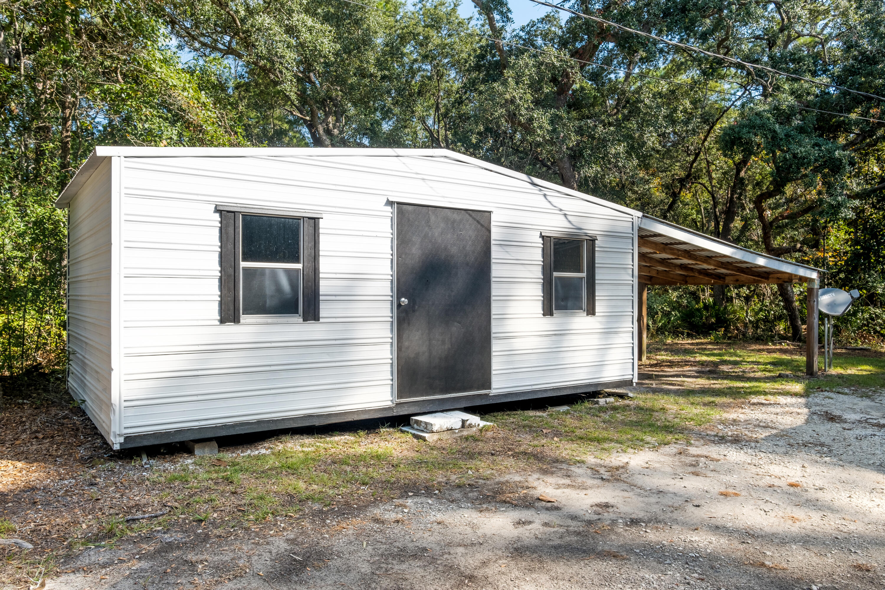 NO RECORDED SUBDIVISION - Residential