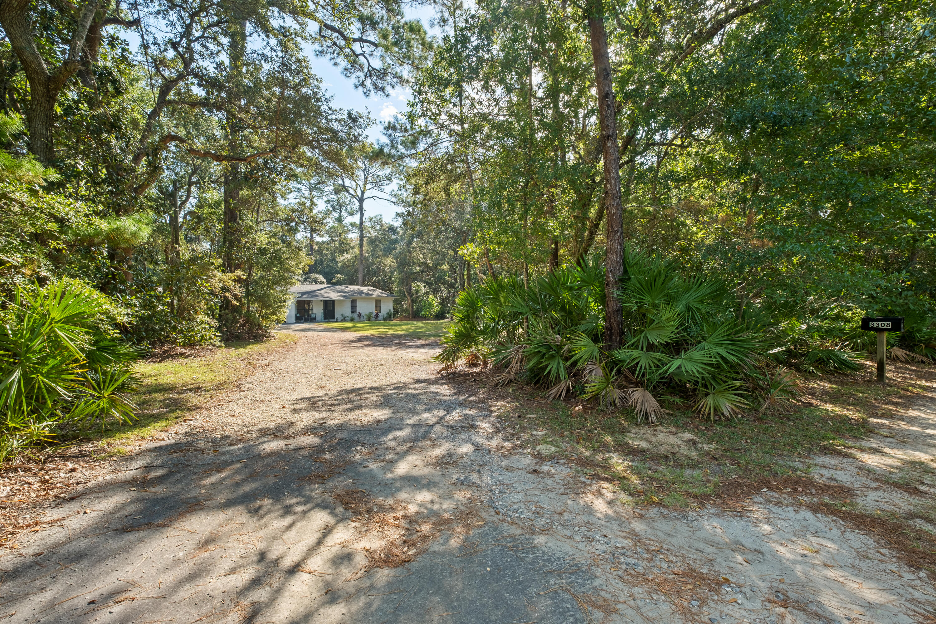 NO RECORDED SUBDIVISION - Residential