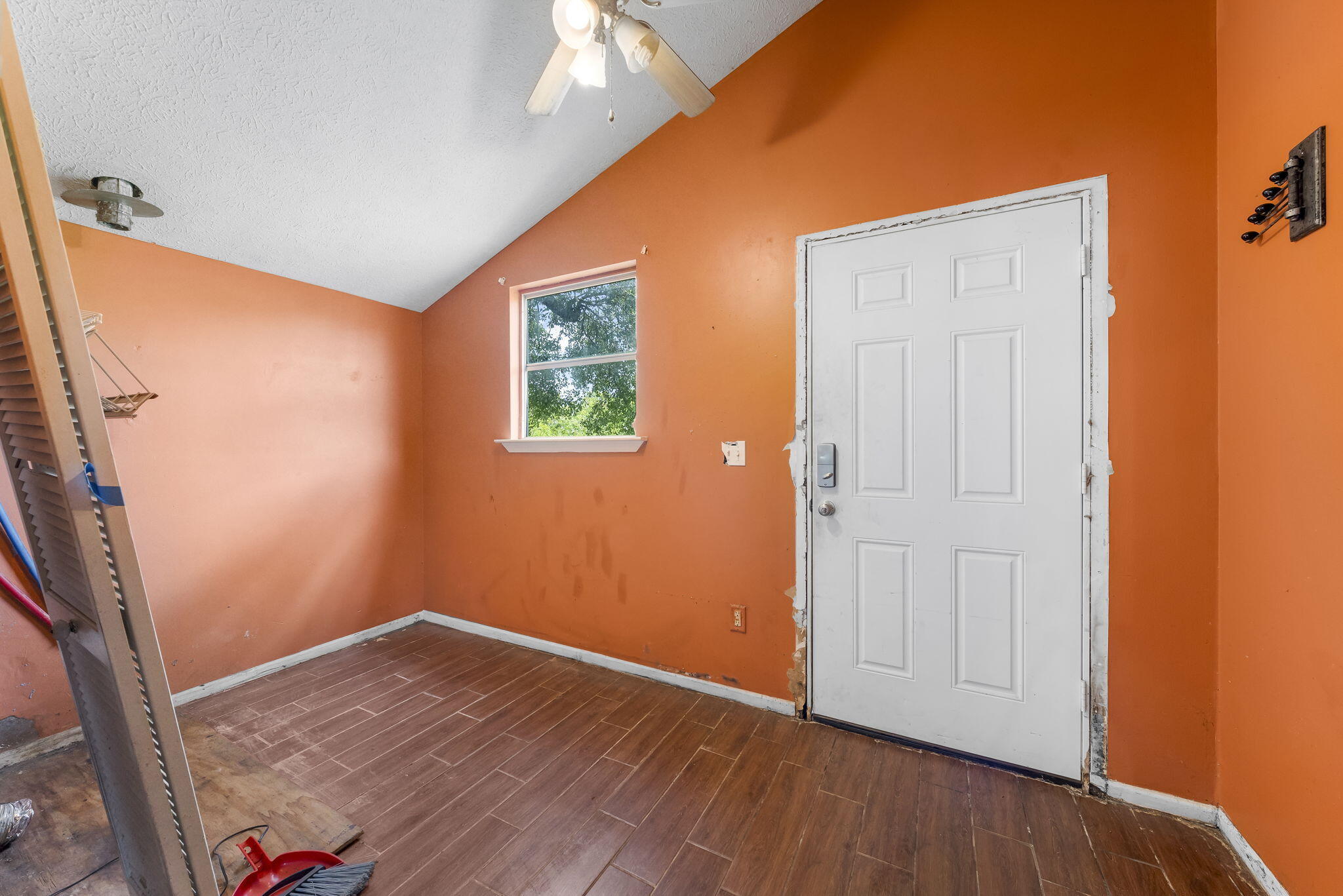 NO RECORDED SUBDIVISION - Residential