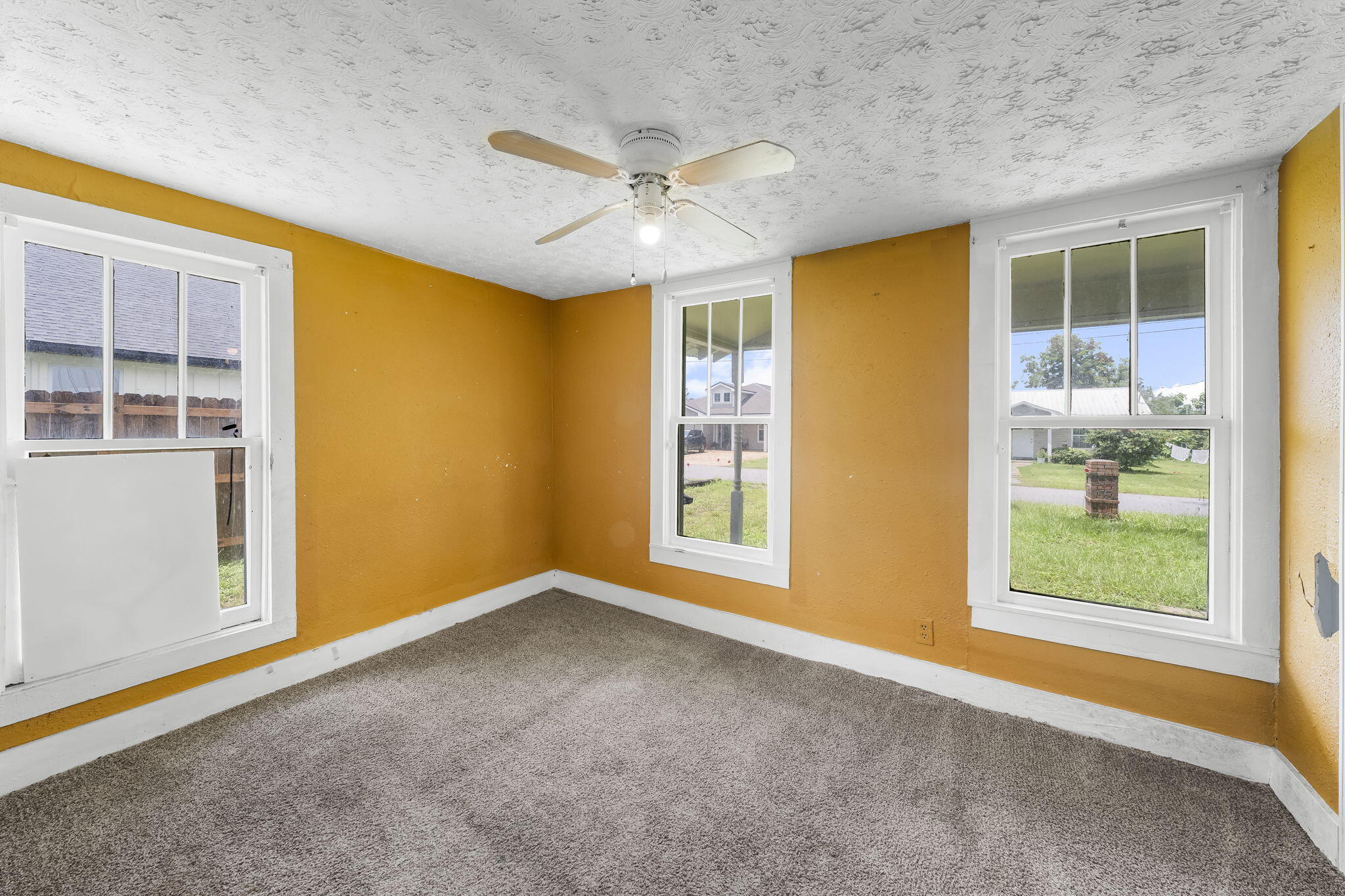 NO RECORDED SUBDIVISION - Residential