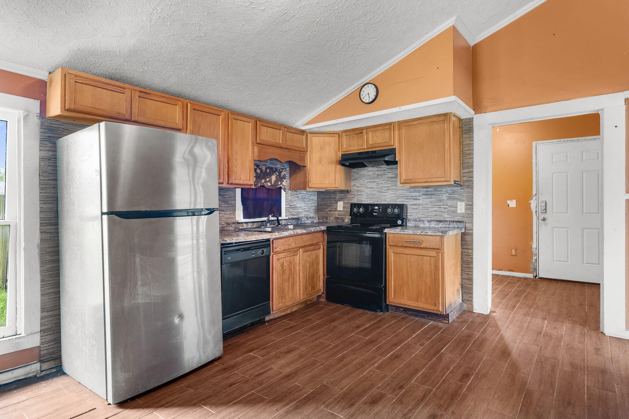 NO RECORDED SUBDIVISION - Residential