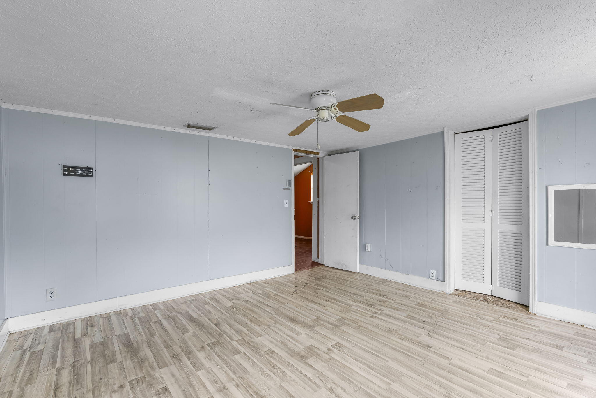 NO RECORDED SUBDIVISION - Residential