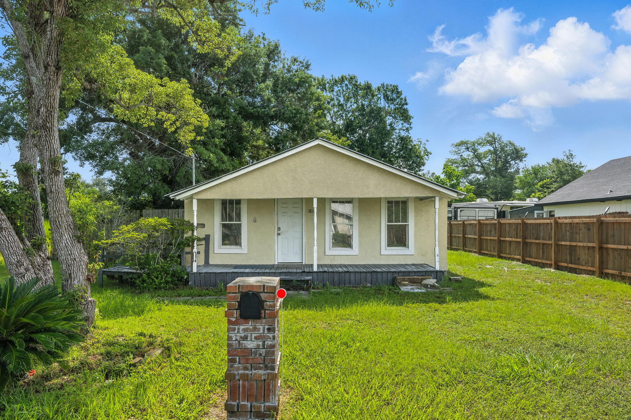 Great 2 BR 2 Bath rental property or fixer for first time home owner. Central location off of 19th St. near the St. Andrews area. New metal roof post Hurricane Michael.