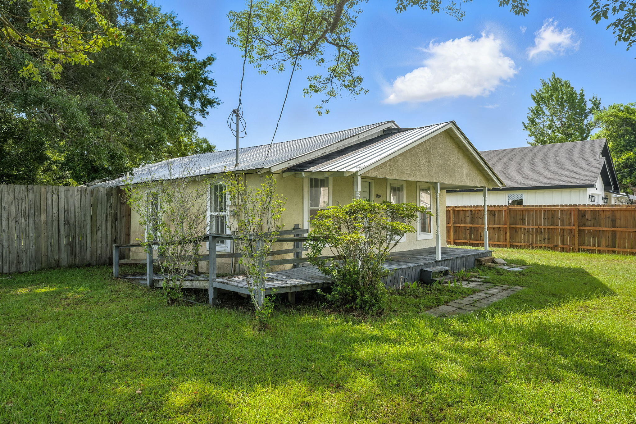 NO RECORDED SUBDIVISION - Residential