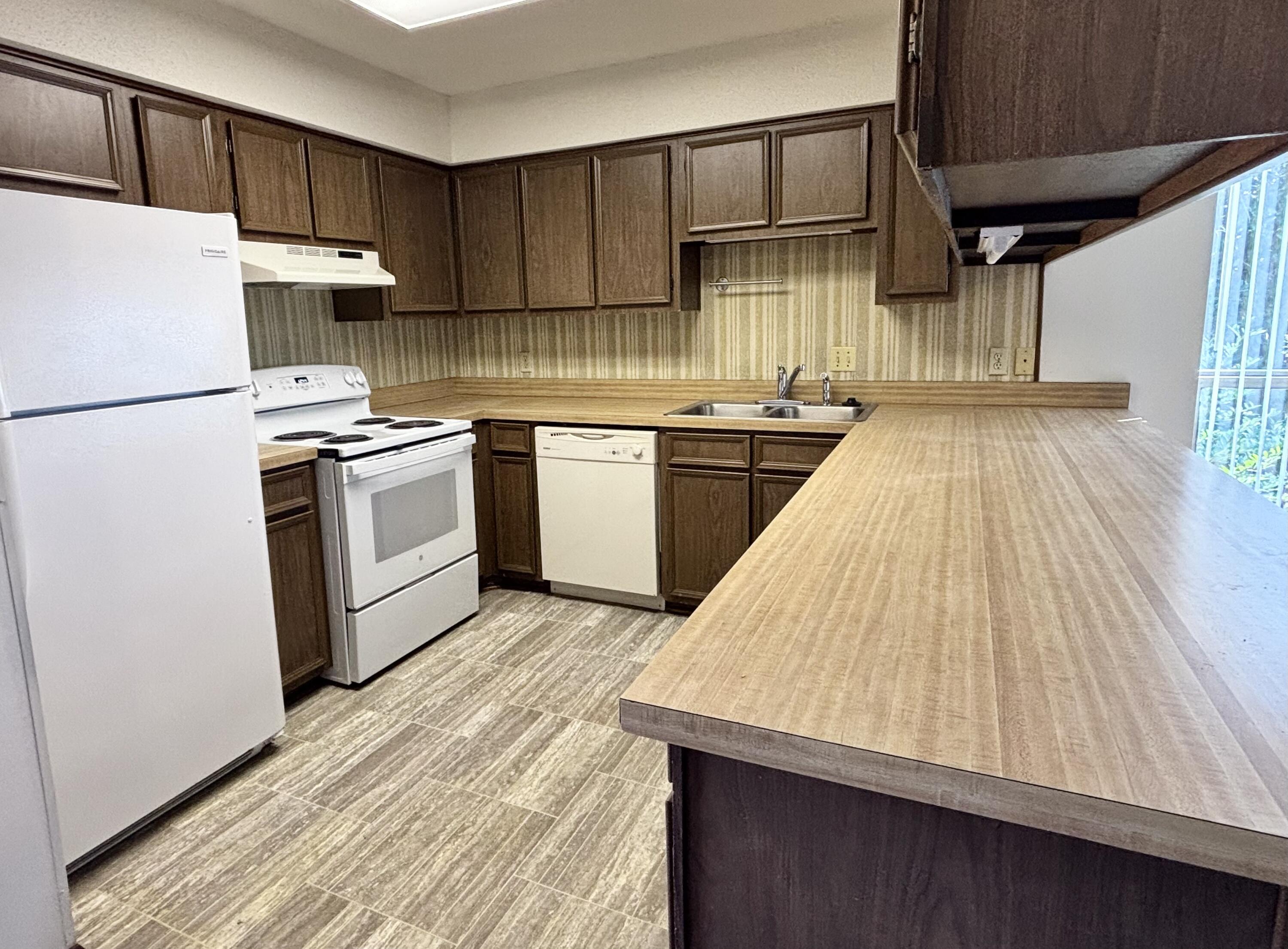 UNRECORDED SUBDIVISION - Residential Lease