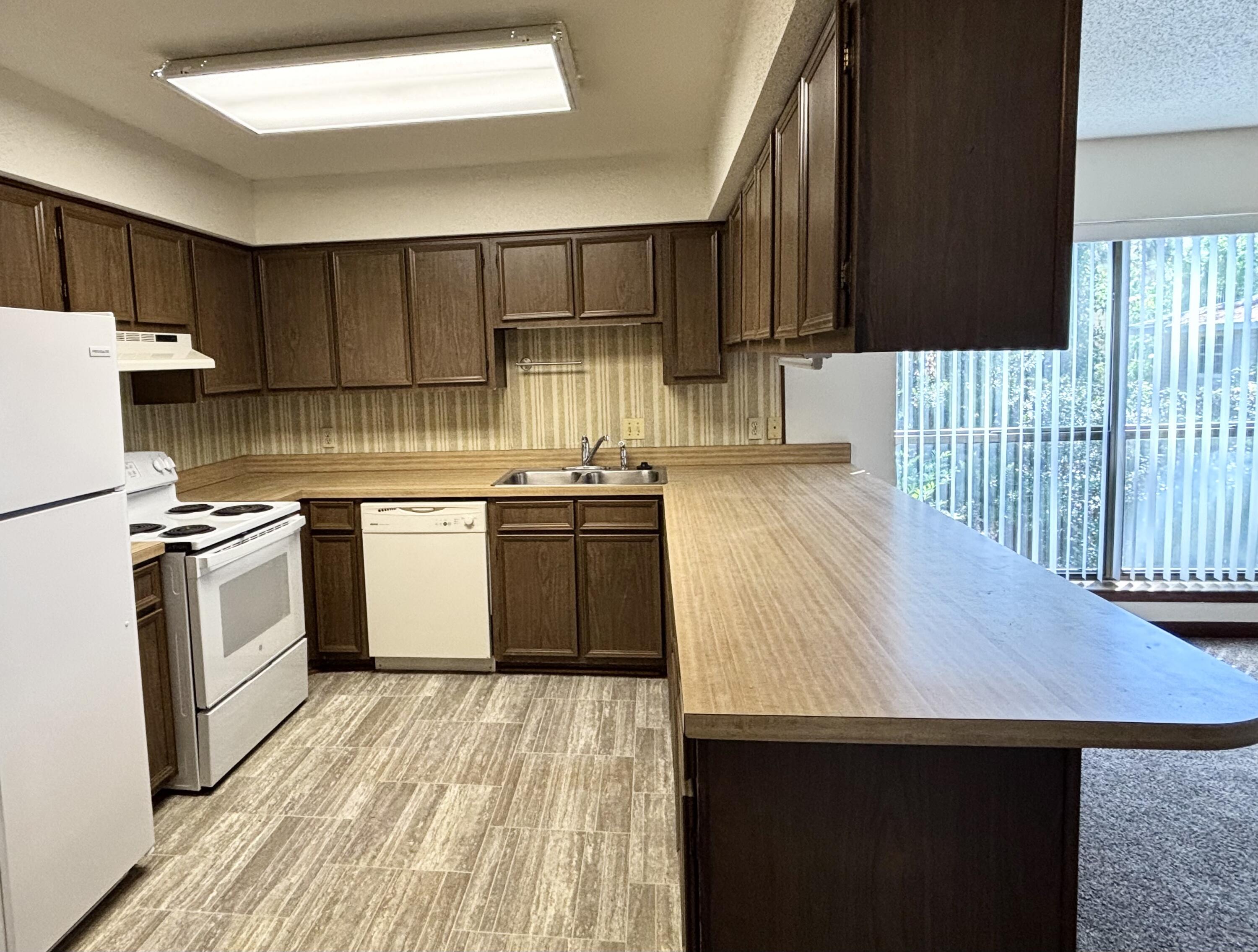 UNRECORDED SUBDIVISION - Residential Lease