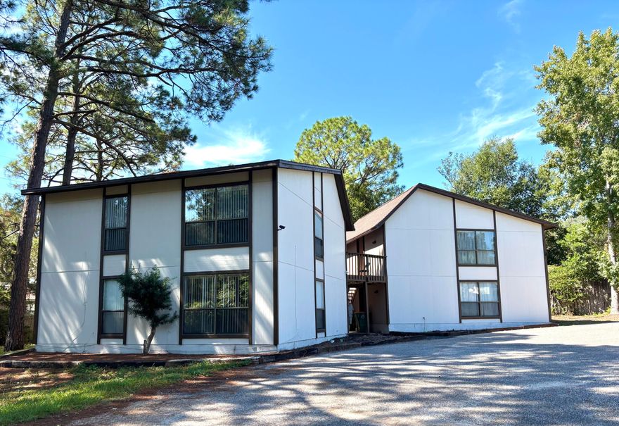 Very spacious apartment located on the 2nd floor. Brand new carpeting throughout,  Large kitchen with plenty of cabinets and counter space; breakfast bar; living/dining combination with plenty of natural light; each bedroom has plenty of space. Washer & Dryer in building next door. *All Coastal Realty Services residents are enrolled in the Resident Benefits Package (RBP) which includes renters insurance, HVAC air filter delivery (for applicable properties) and our best-in-class resident rewards program and much more! More details upon application.*