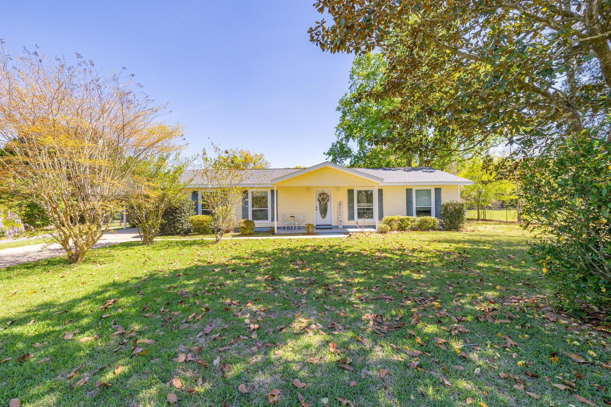 NO RECORDED SUBDIVISION - Residential