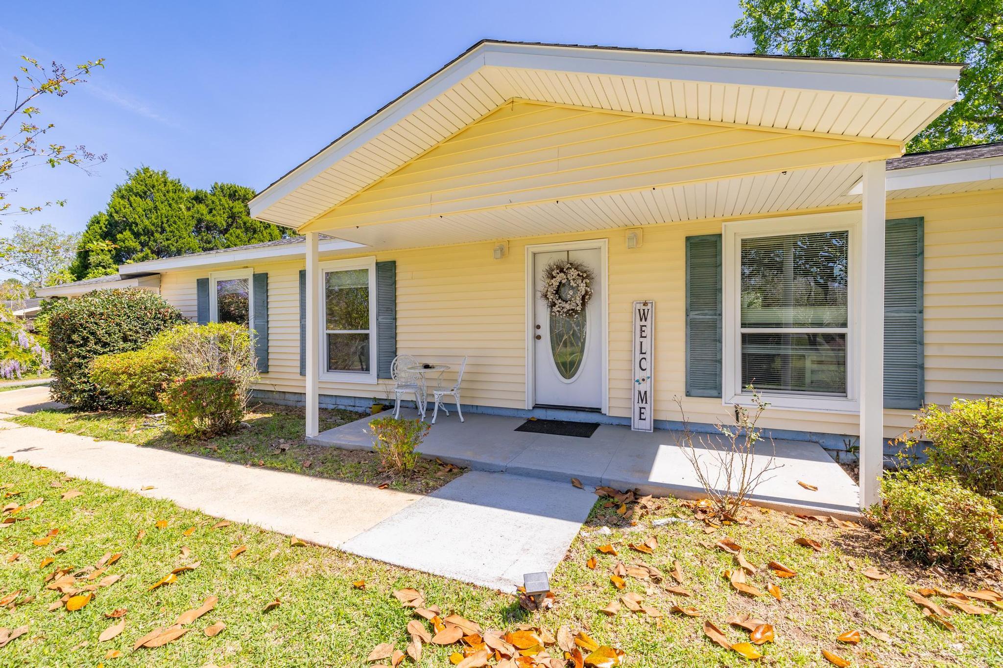 NO RECORDED SUBDIVISION - Residential