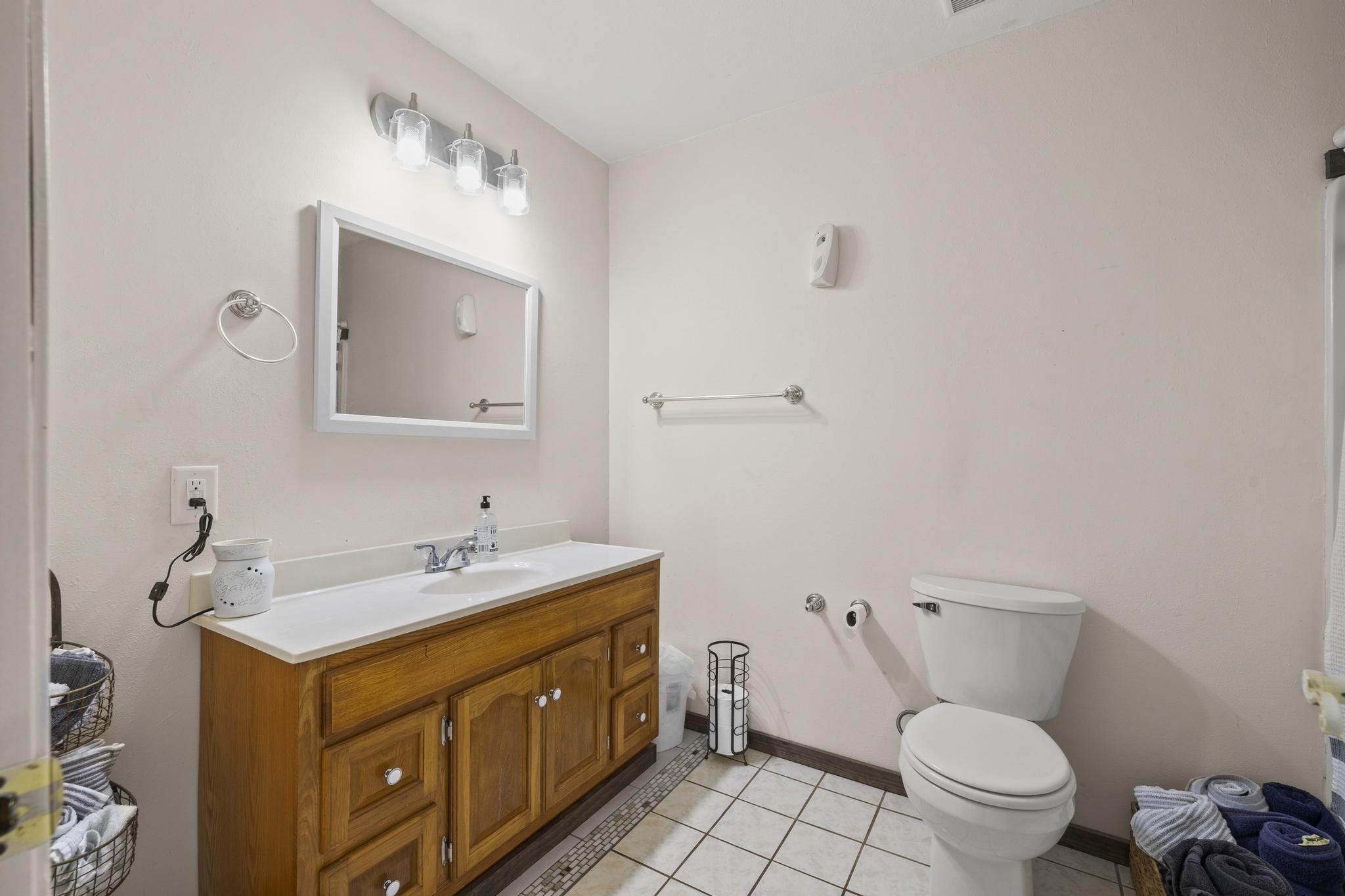 NO RECORDED SUBDIVISION - Residential