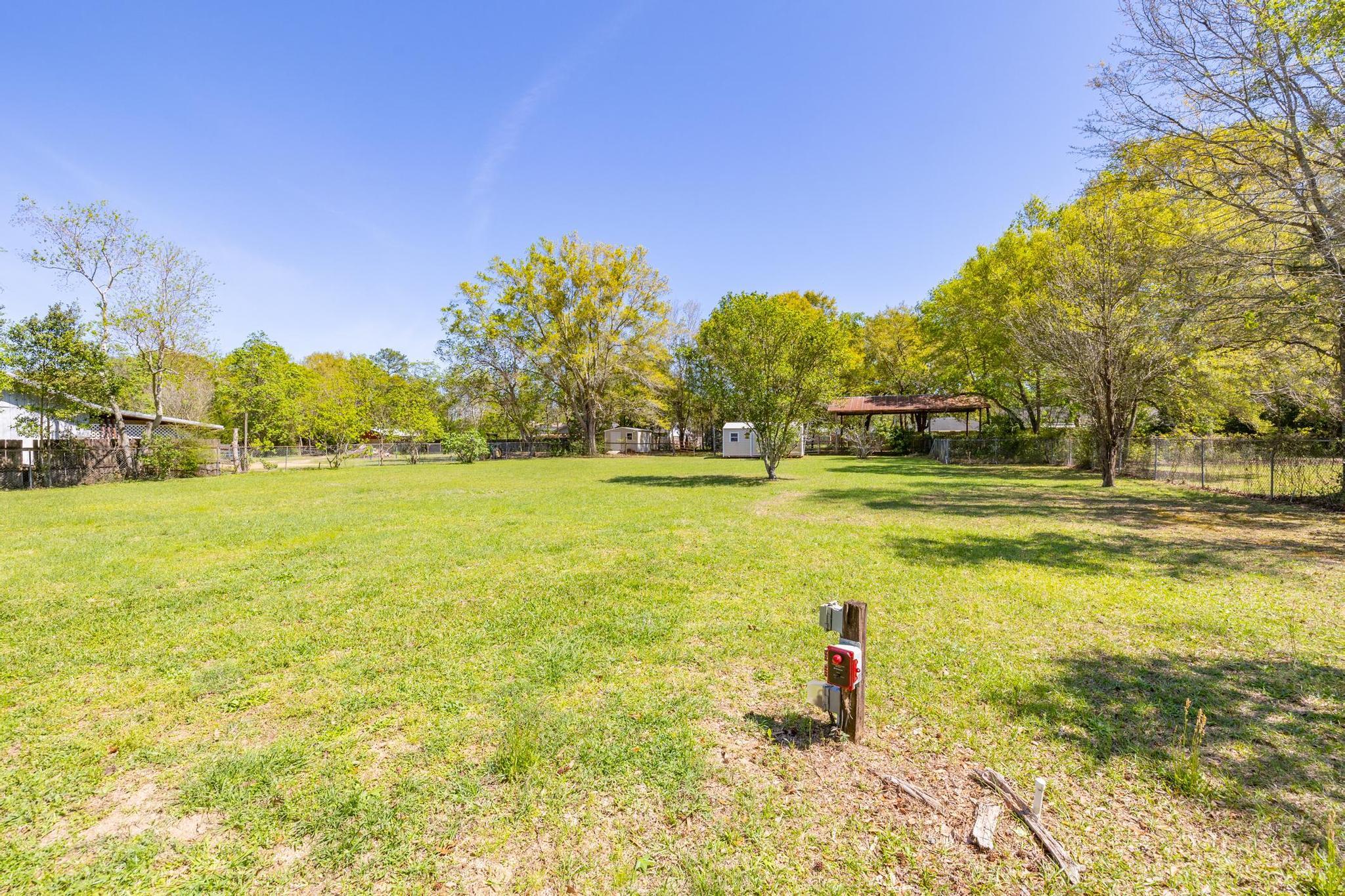 NO RECORDED SUBDIVISION - Residential