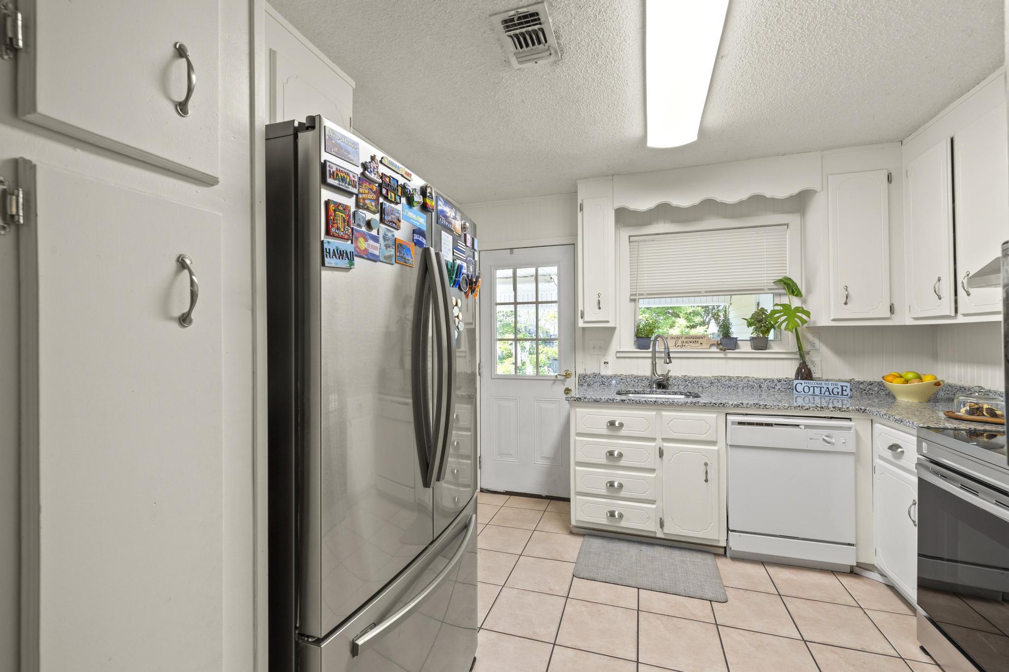 NO RECORDED SUBDIVISION - Residential