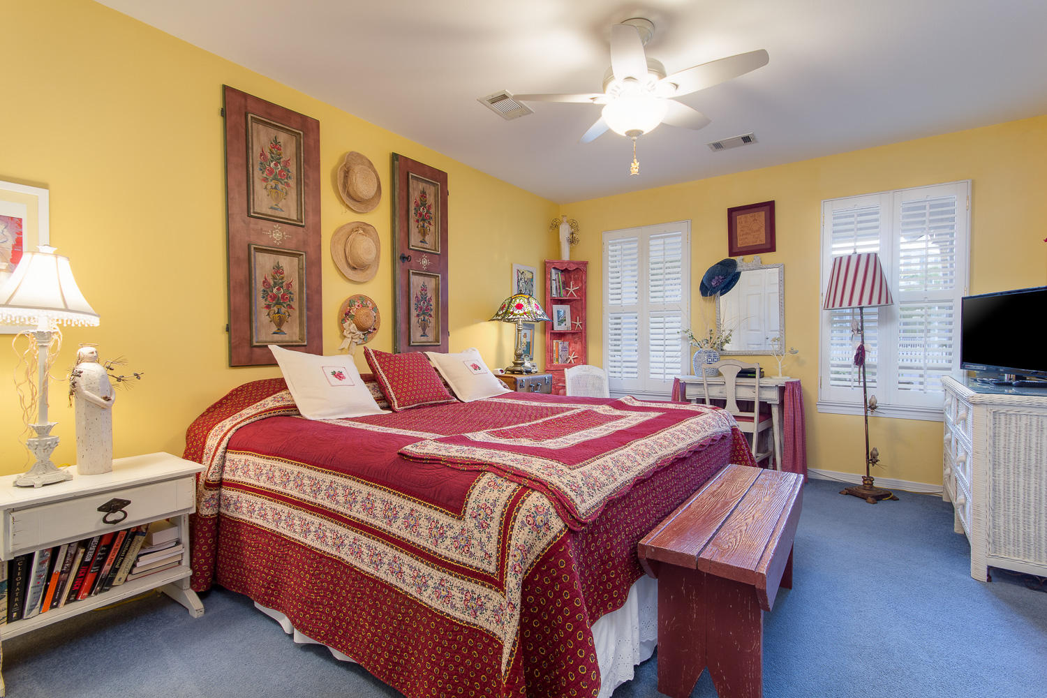 CRYSTAL BEACH COTTAGES PH 2 - Residential