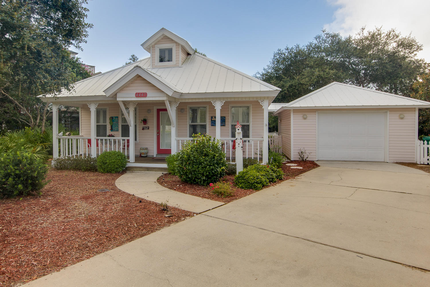 CRYSTAL BEACH COTTAGES PH 2 - Residential